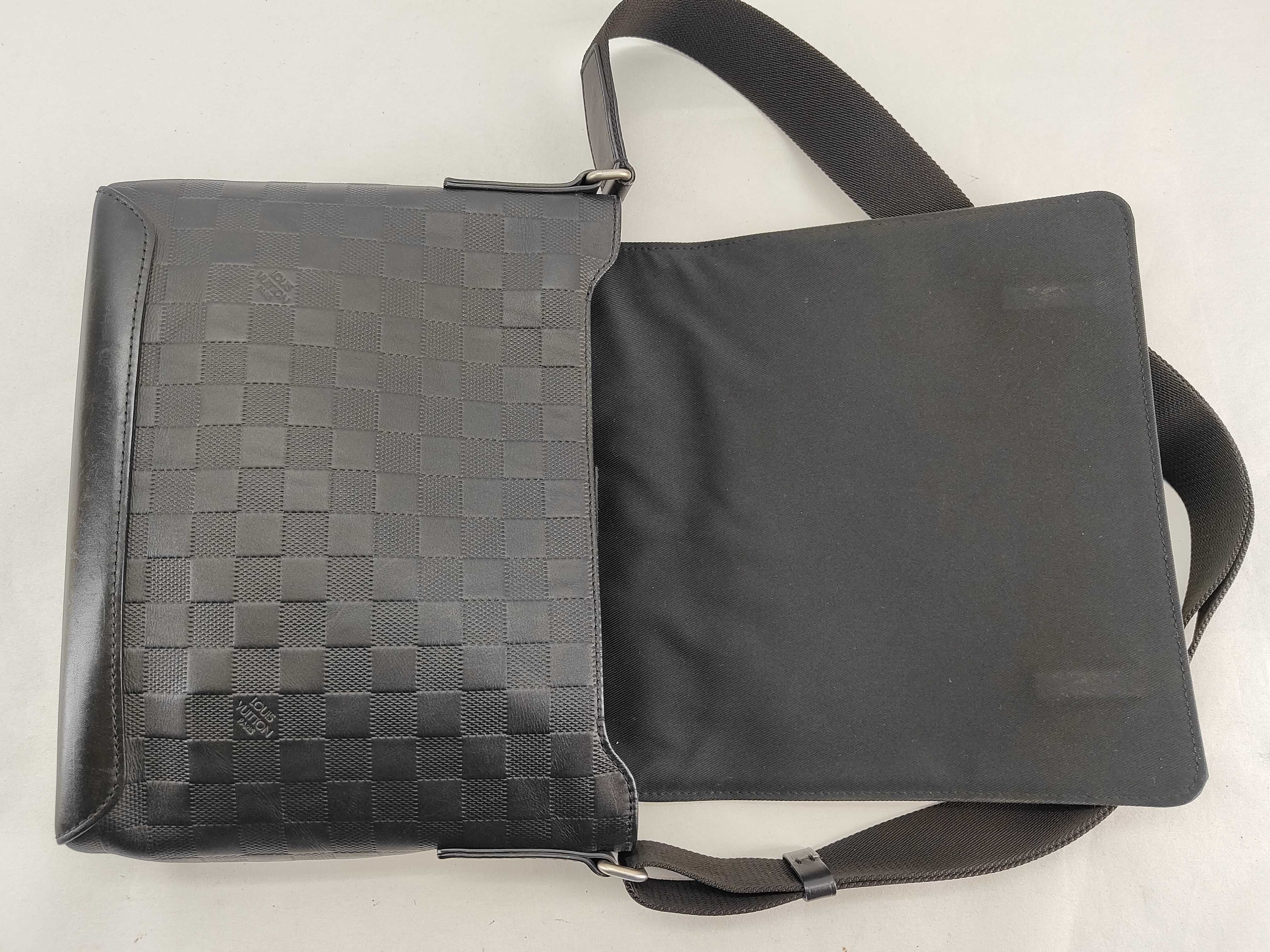 Damier Infini N41033 Damier Infini District PM Shoulder Bag with Dust Bag — view 8