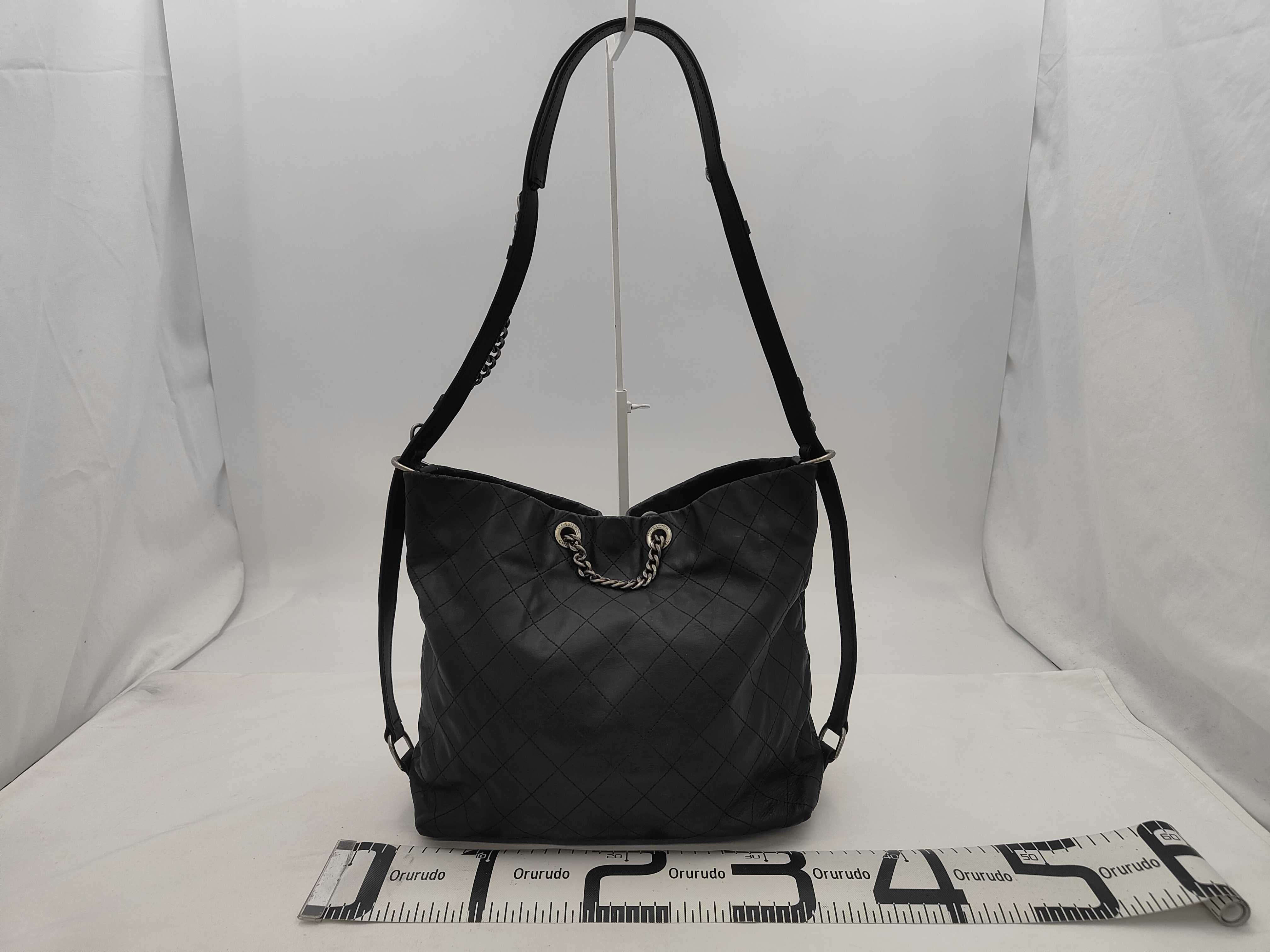 Matelassé Tote Bag — view 2