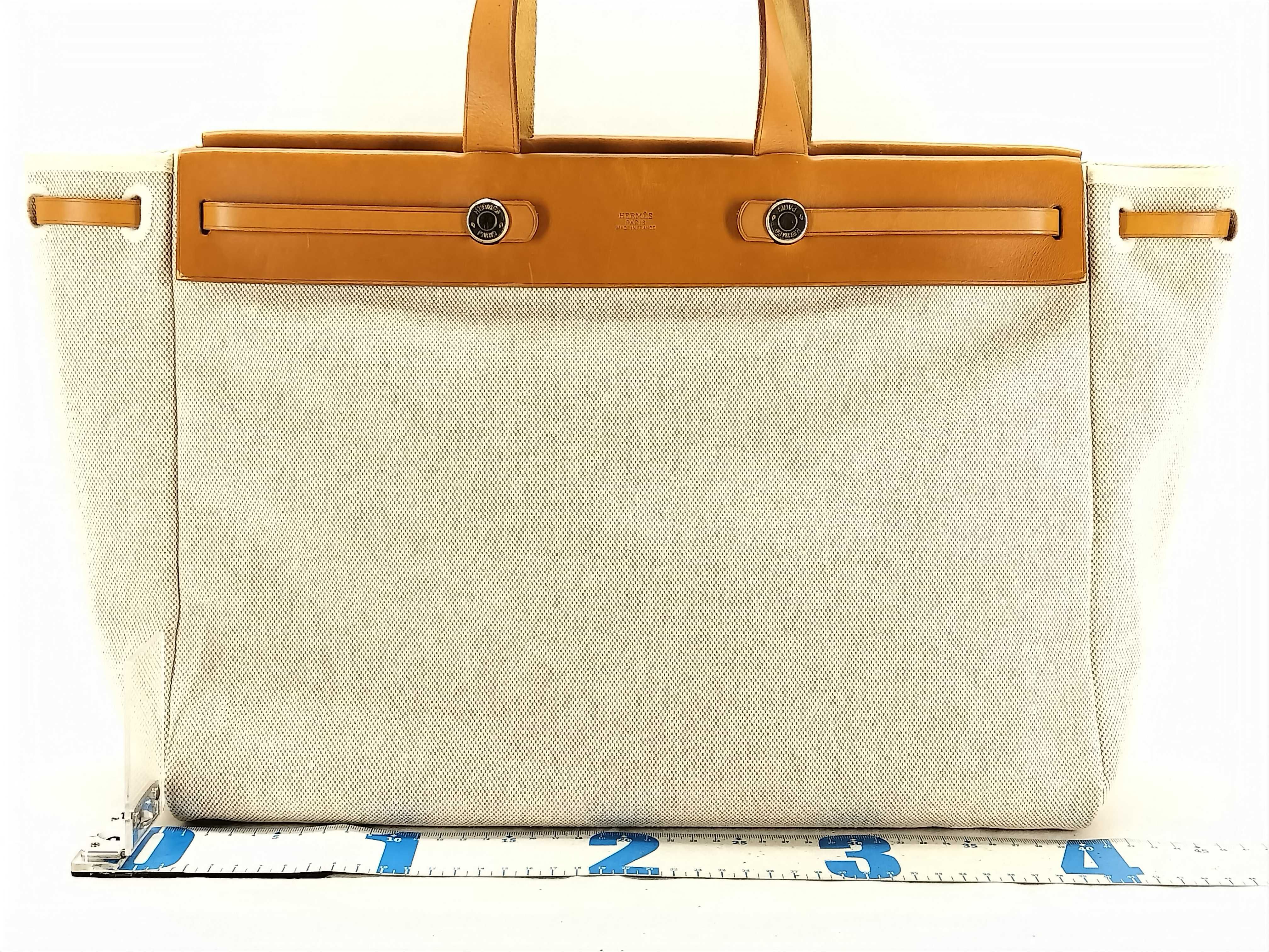 Herbag Cabas MM Toile H x Vache Hunter Beige x Brown Silver Hardware F: 2002 Shoulder Bag — view 2