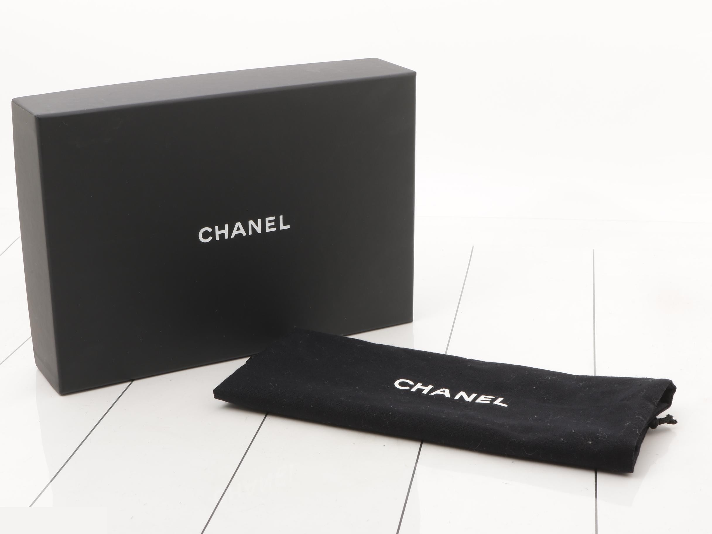 Matelassé caviar leather chain wallet with black hardware, includes card and sticker. — view 5