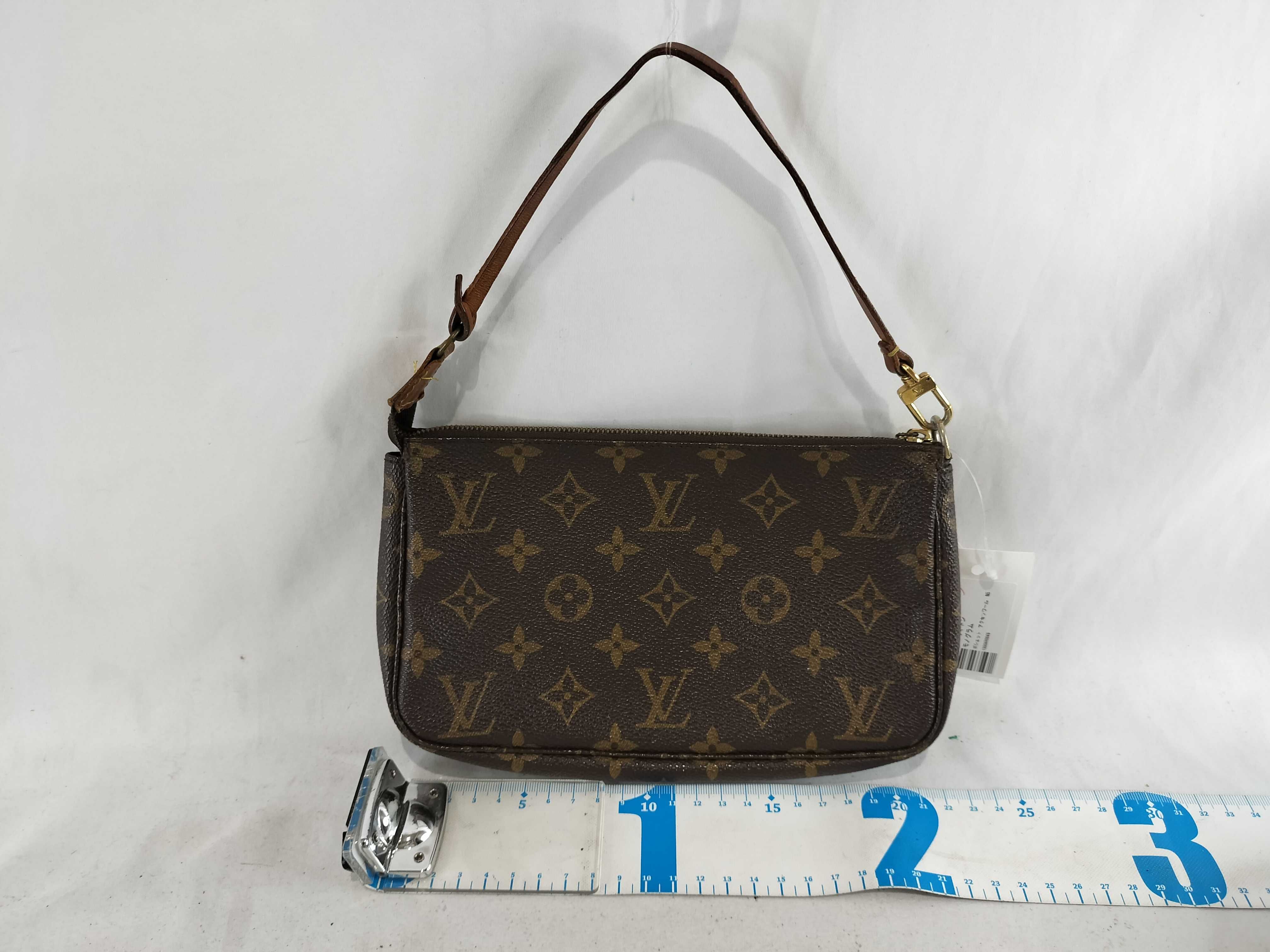 Monogram Pochette Accessoires M51980 Pouch — view 2