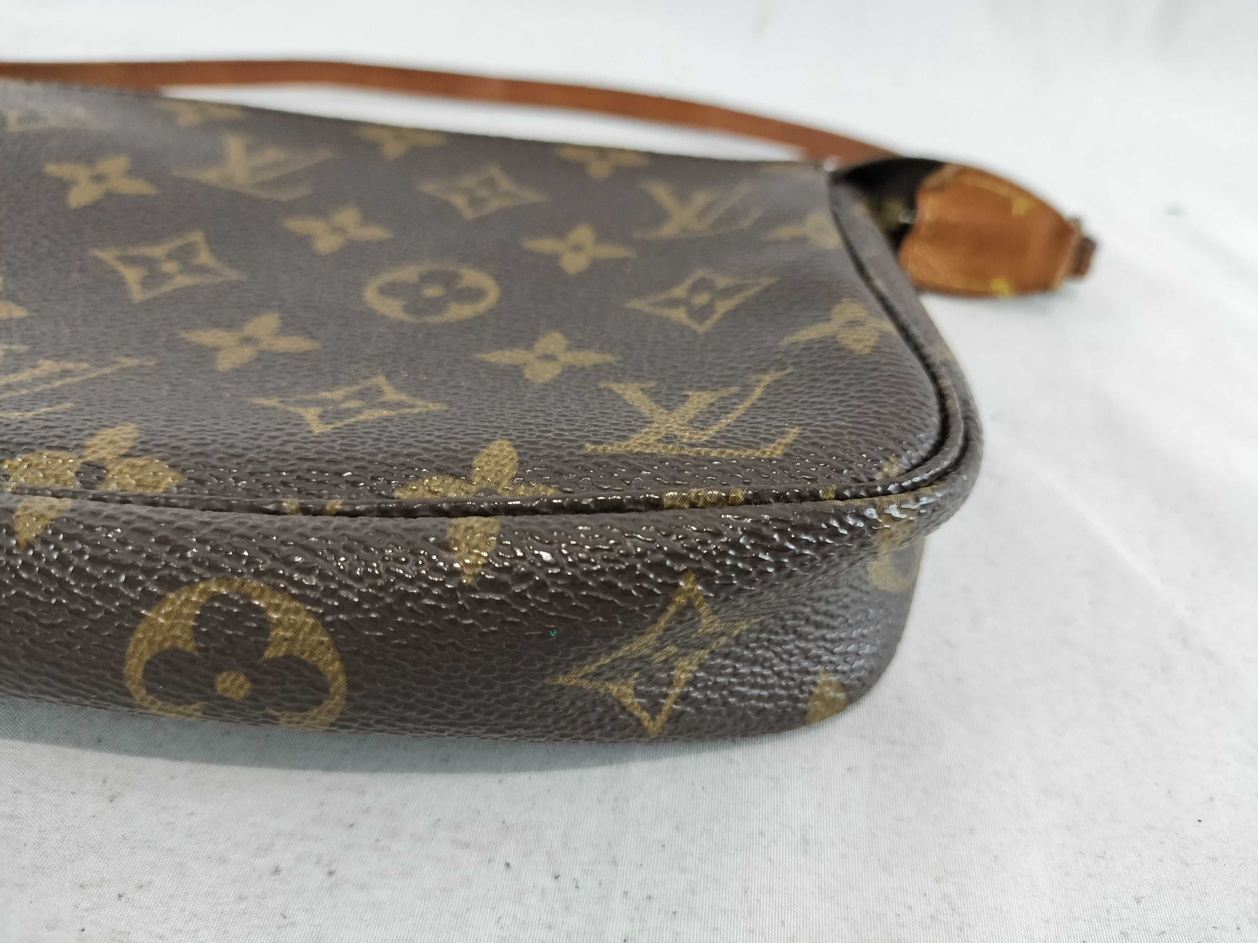 Monogram Pochette Accessoires M51980 Pouch — view 6