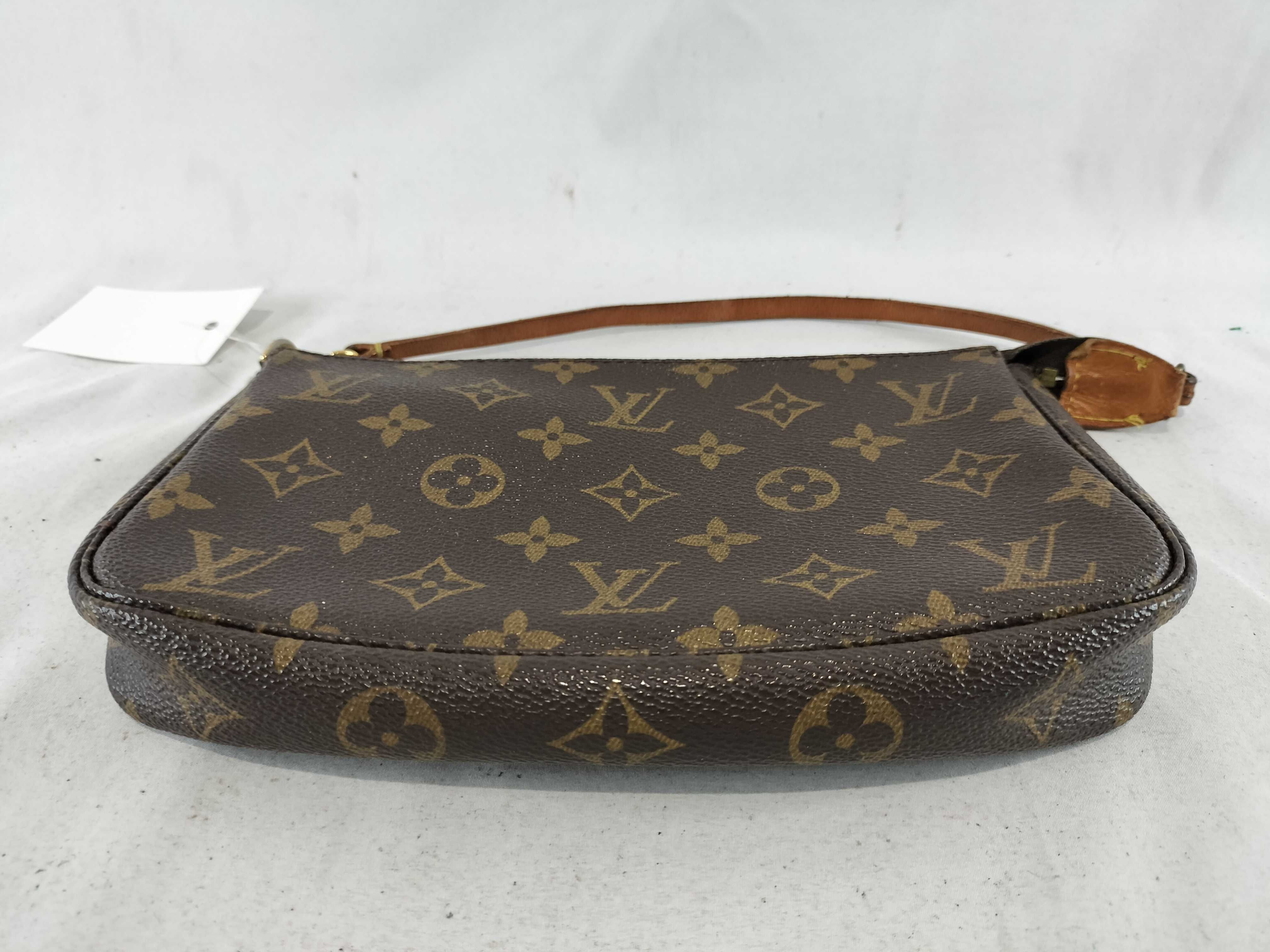 Monogram Pochette Accessoires M51980 Pouch — view 7