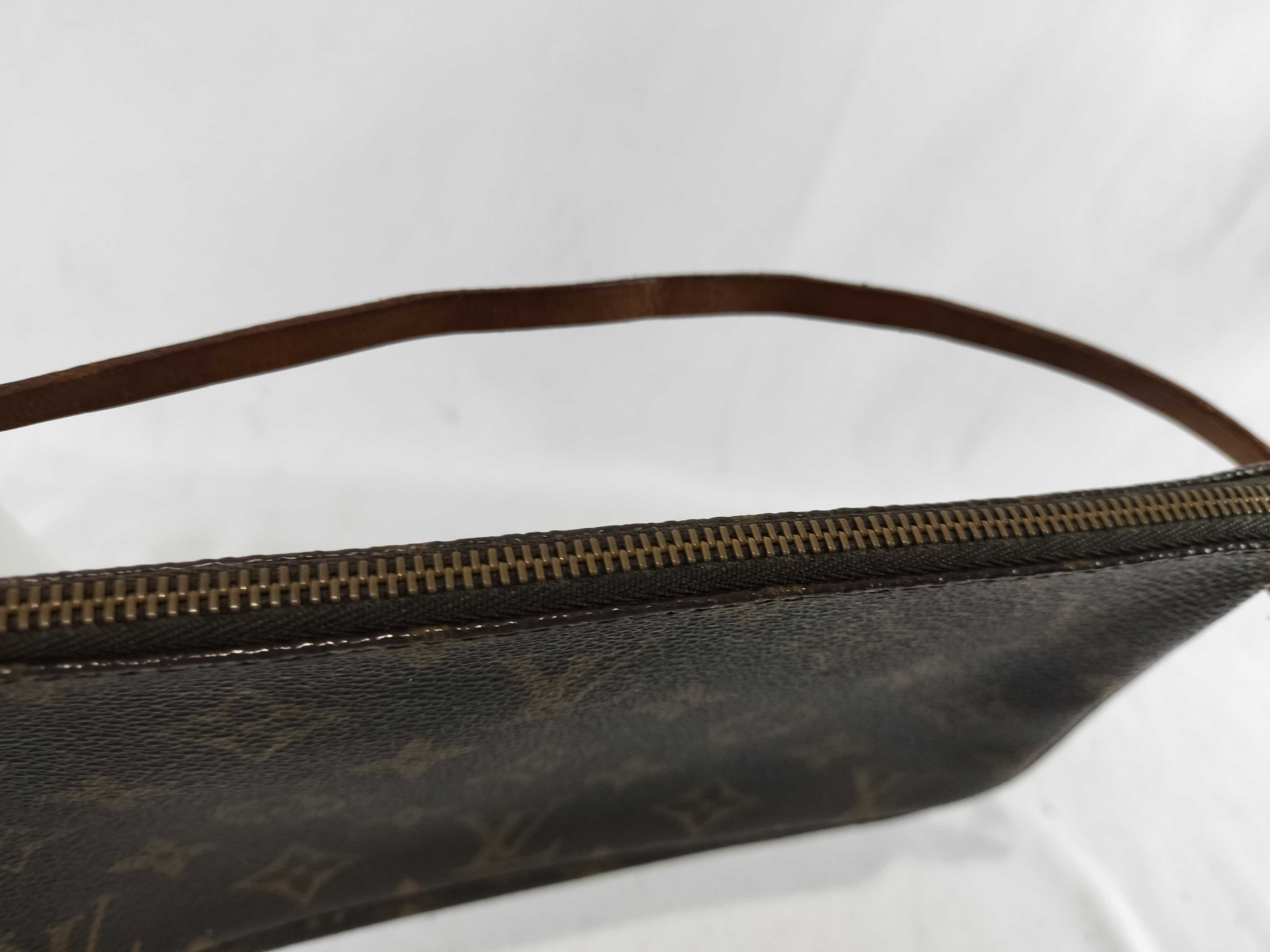 Monogram Pochette Accessoires M51980 Pouch — view 8