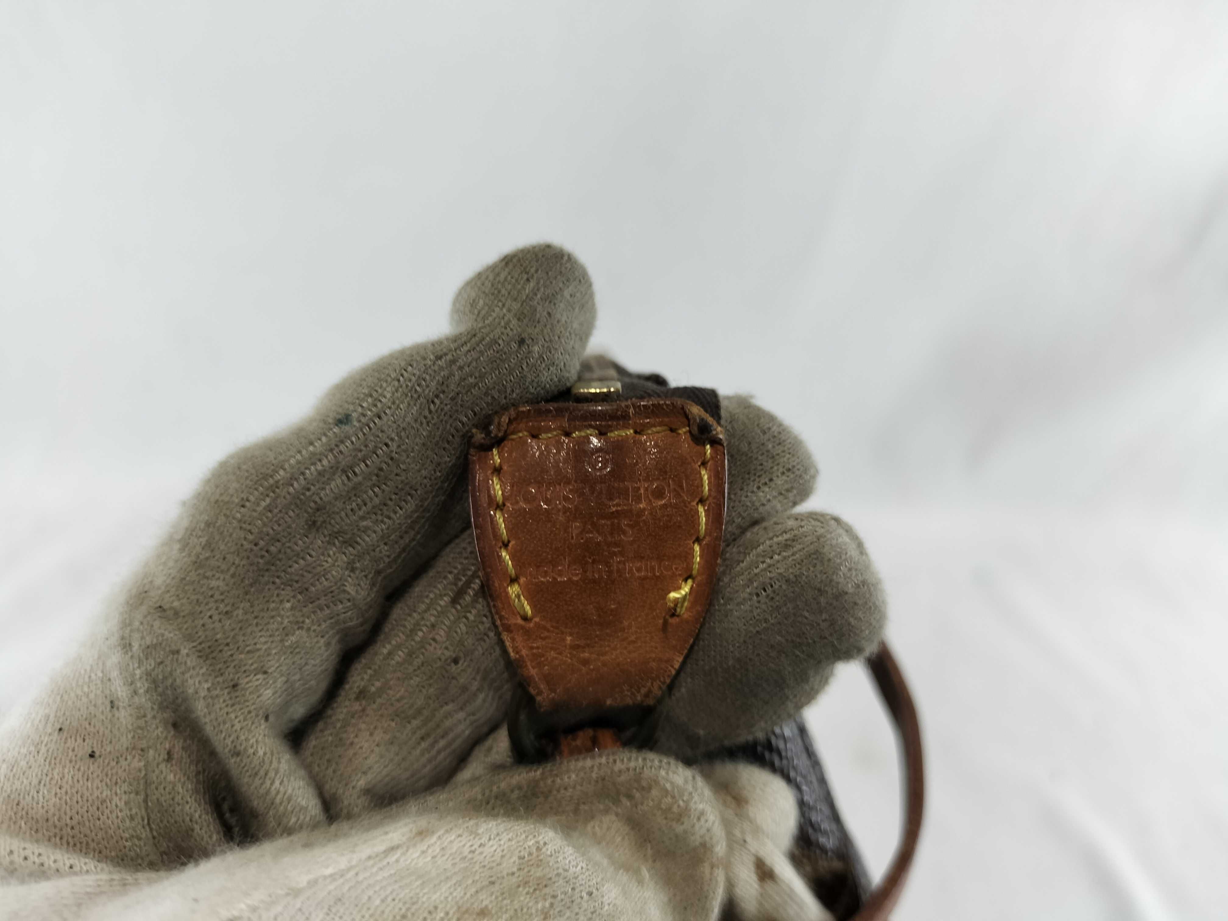 Monogram Pochette Accessoires M51980 Pouch — view 9