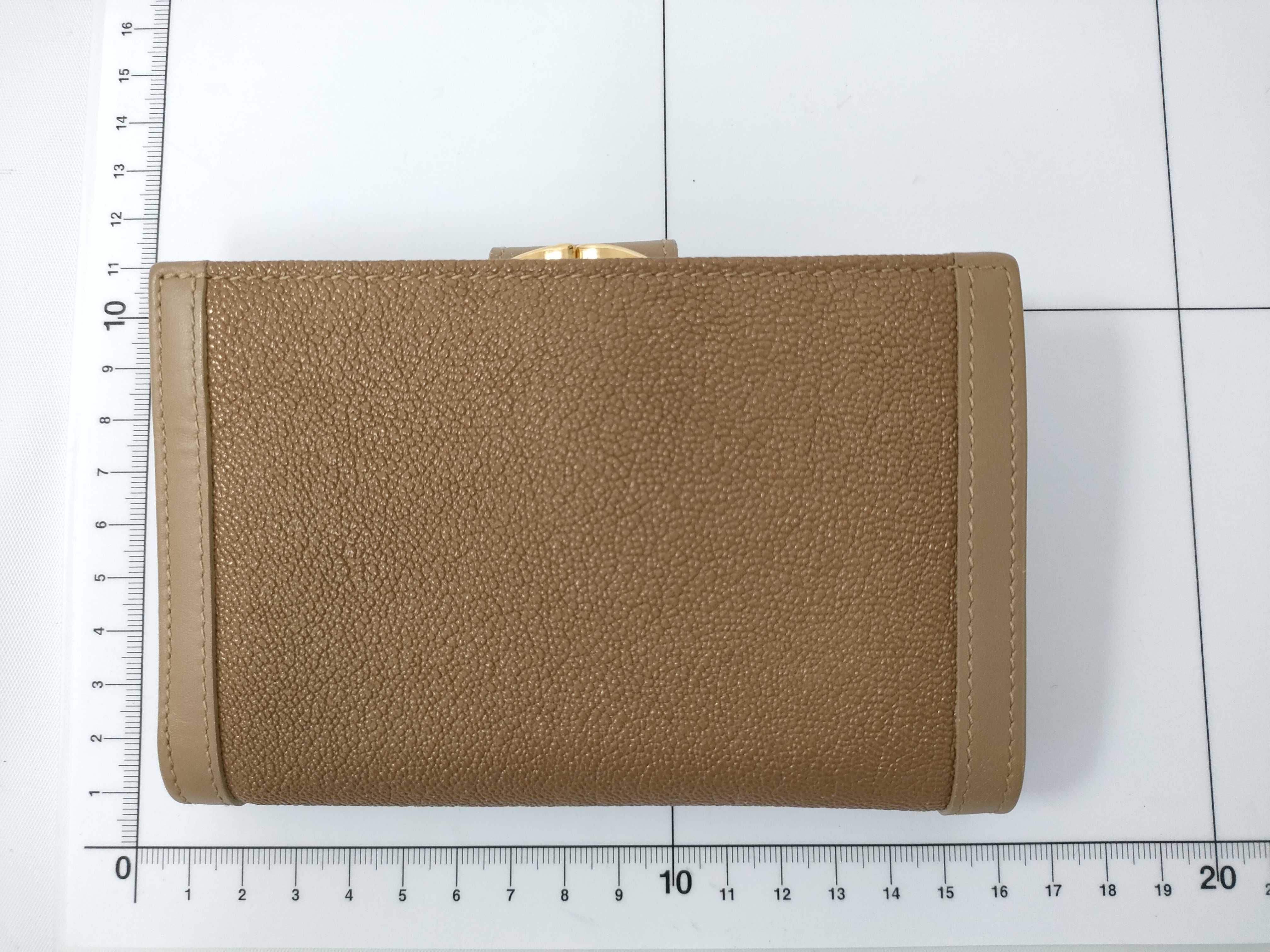 Wallet — view 2