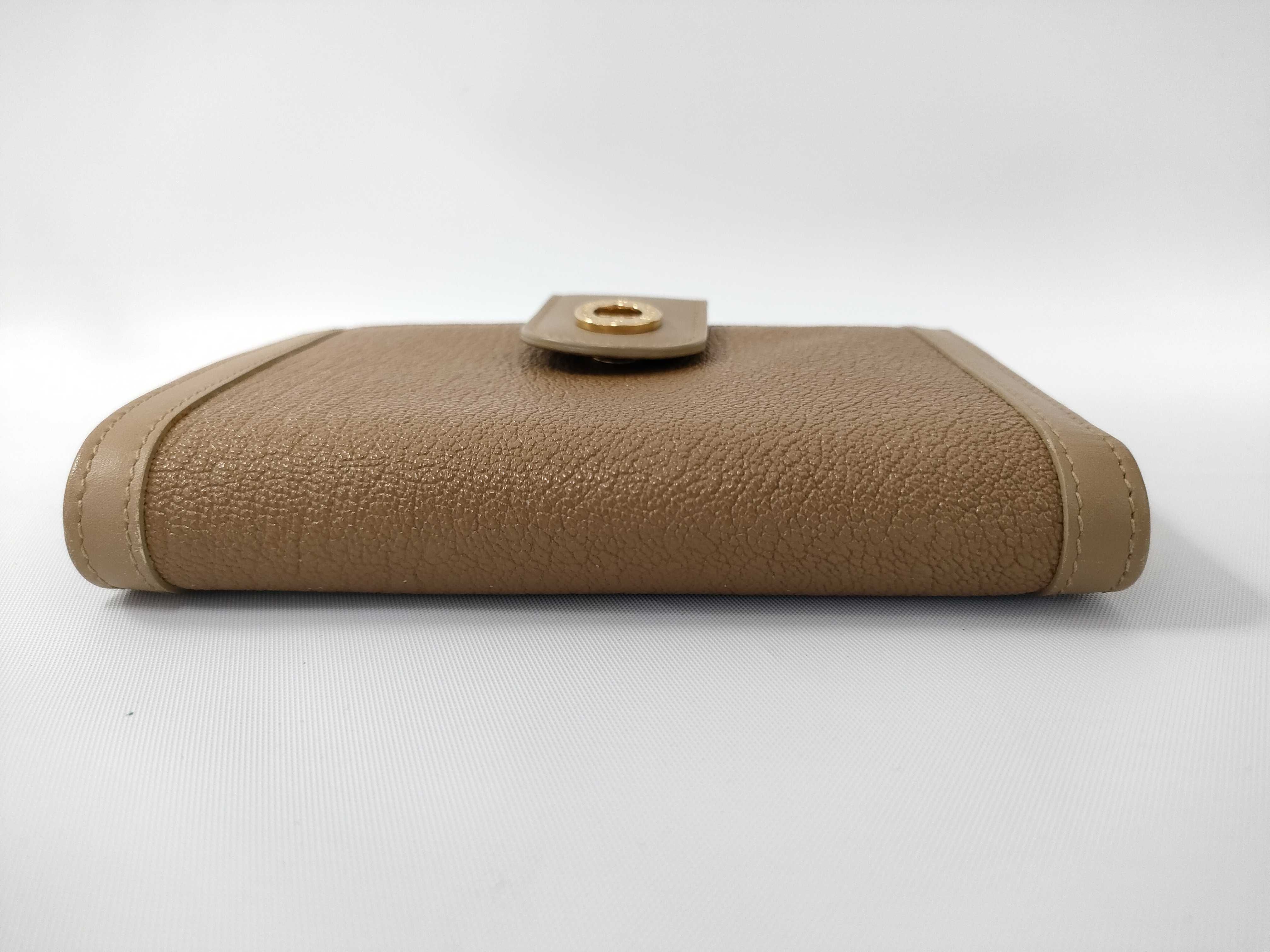 Wallet — view 6