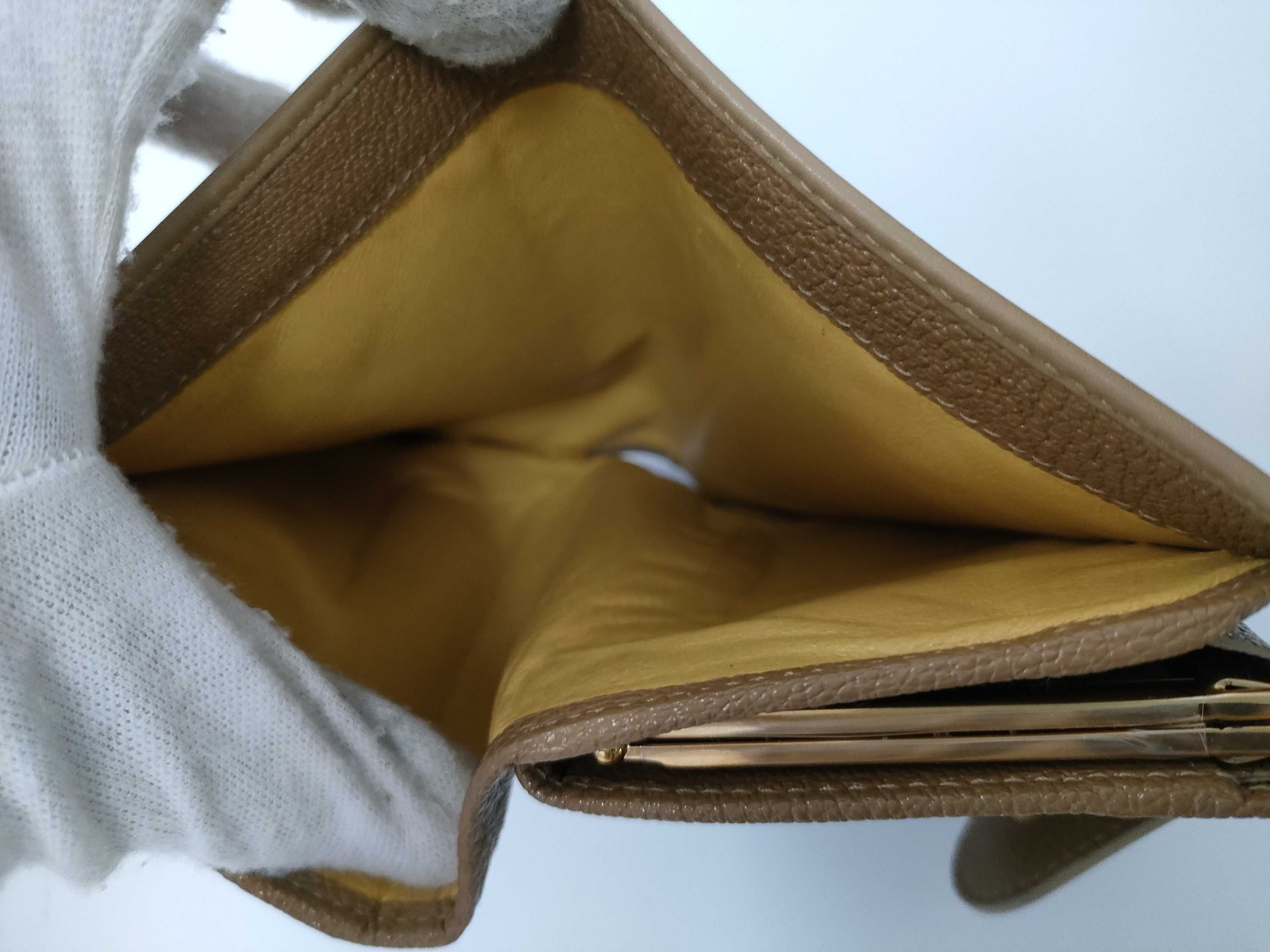 Wallet — view 10