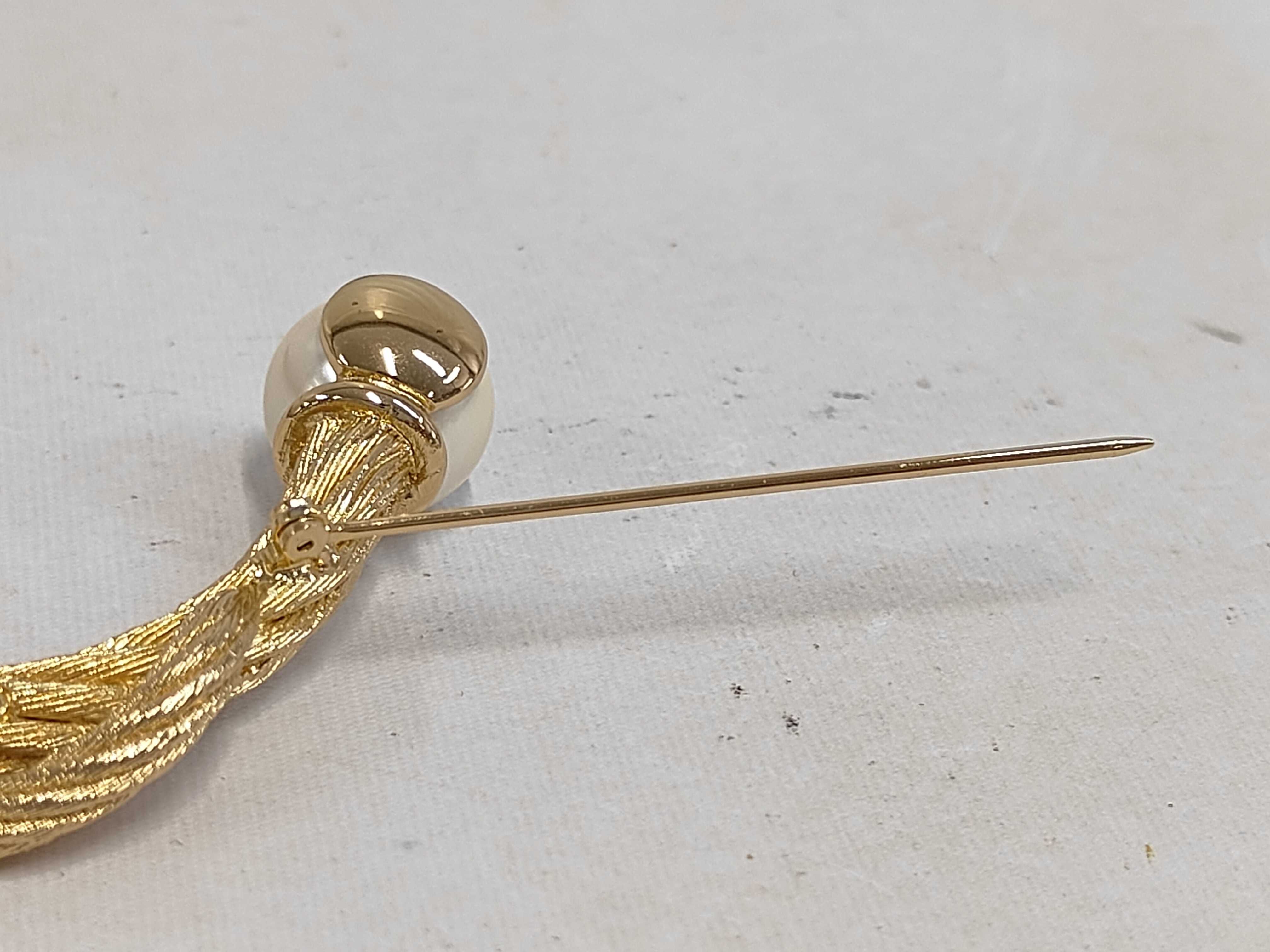 Christian / Brooch / GP Brooch — view 3