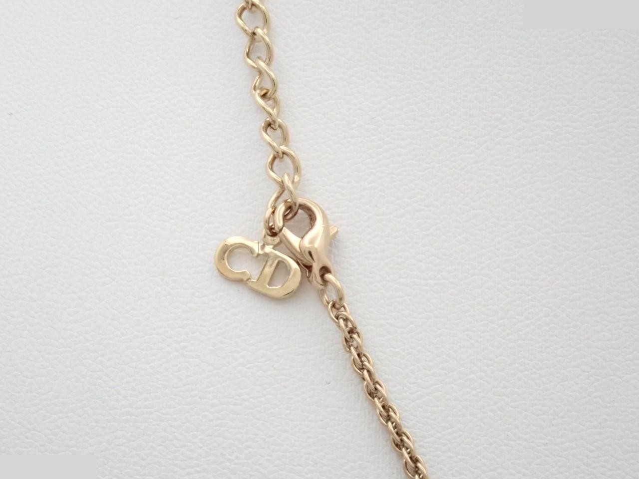 Other lines: Precious metals, necklaces, pendants, chain approximately 46cm. — view 2
