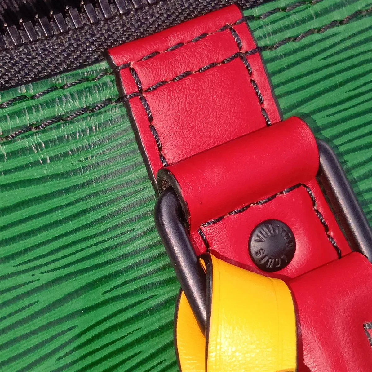 Epi Keepall Bandoulière 50 M55571 Green x Blue x Red — view 14