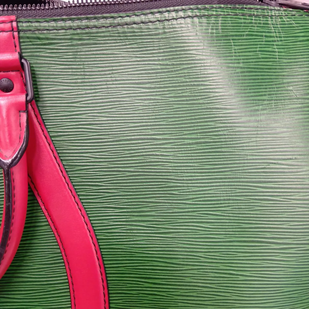 Epi Keepall Bandoulière 50 M55571 Green x Blue x Red — view 15