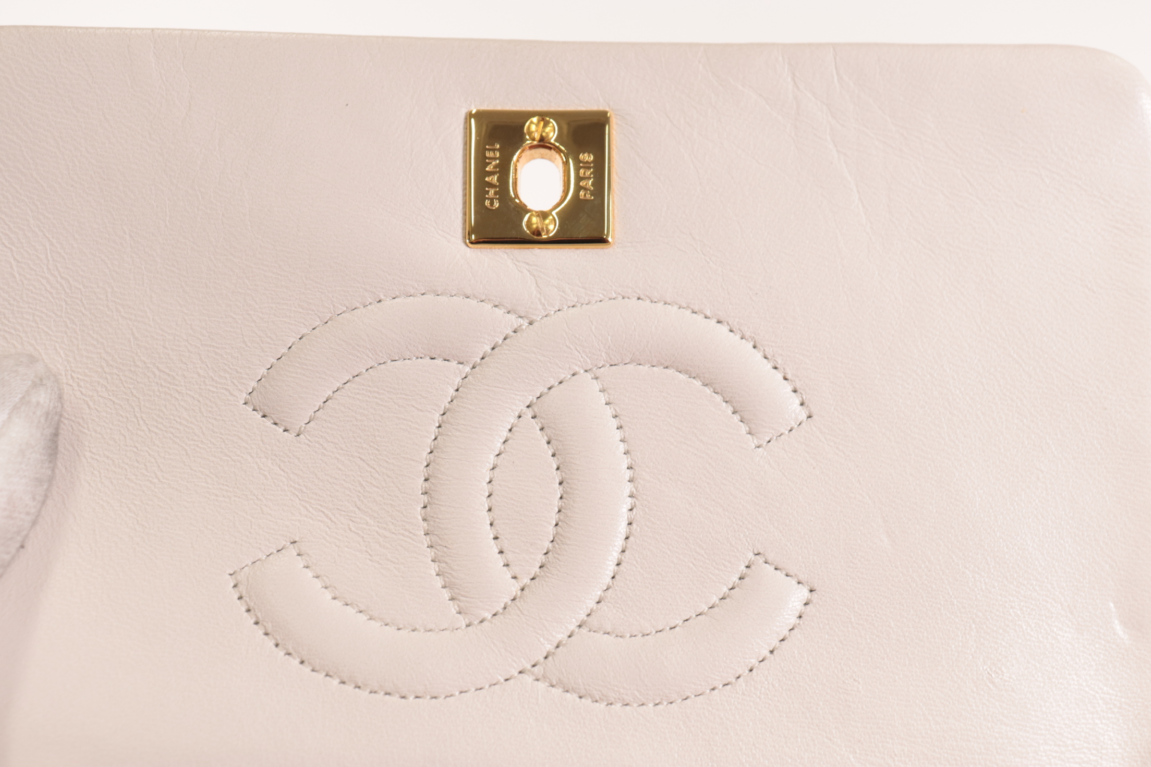 Full Flap Lambskin Chain Shoulder Bag, White, Series 1 — view 8