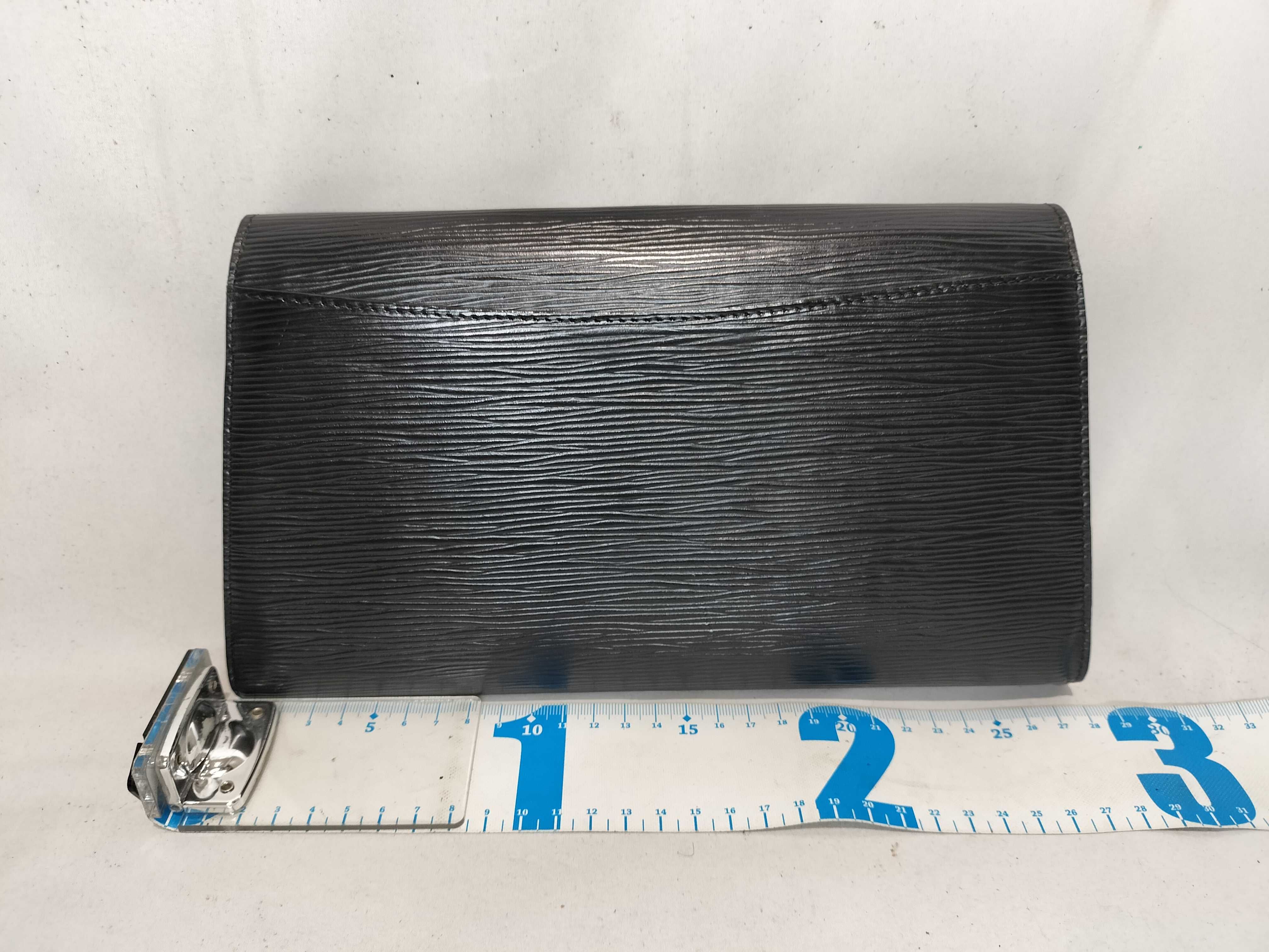 Epi Leather Second Bag — view 2
