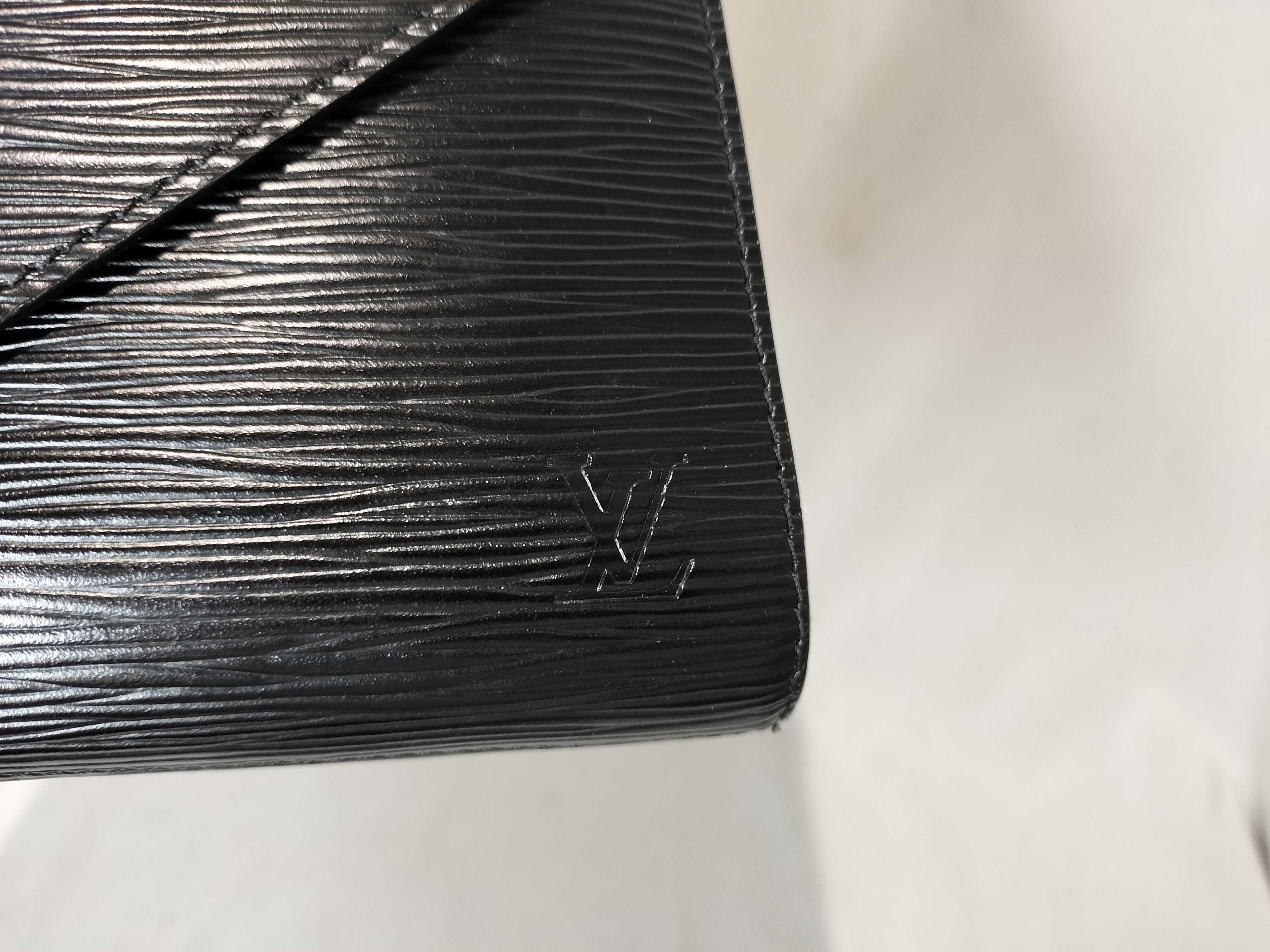 Epi Leather Second Bag — view 5