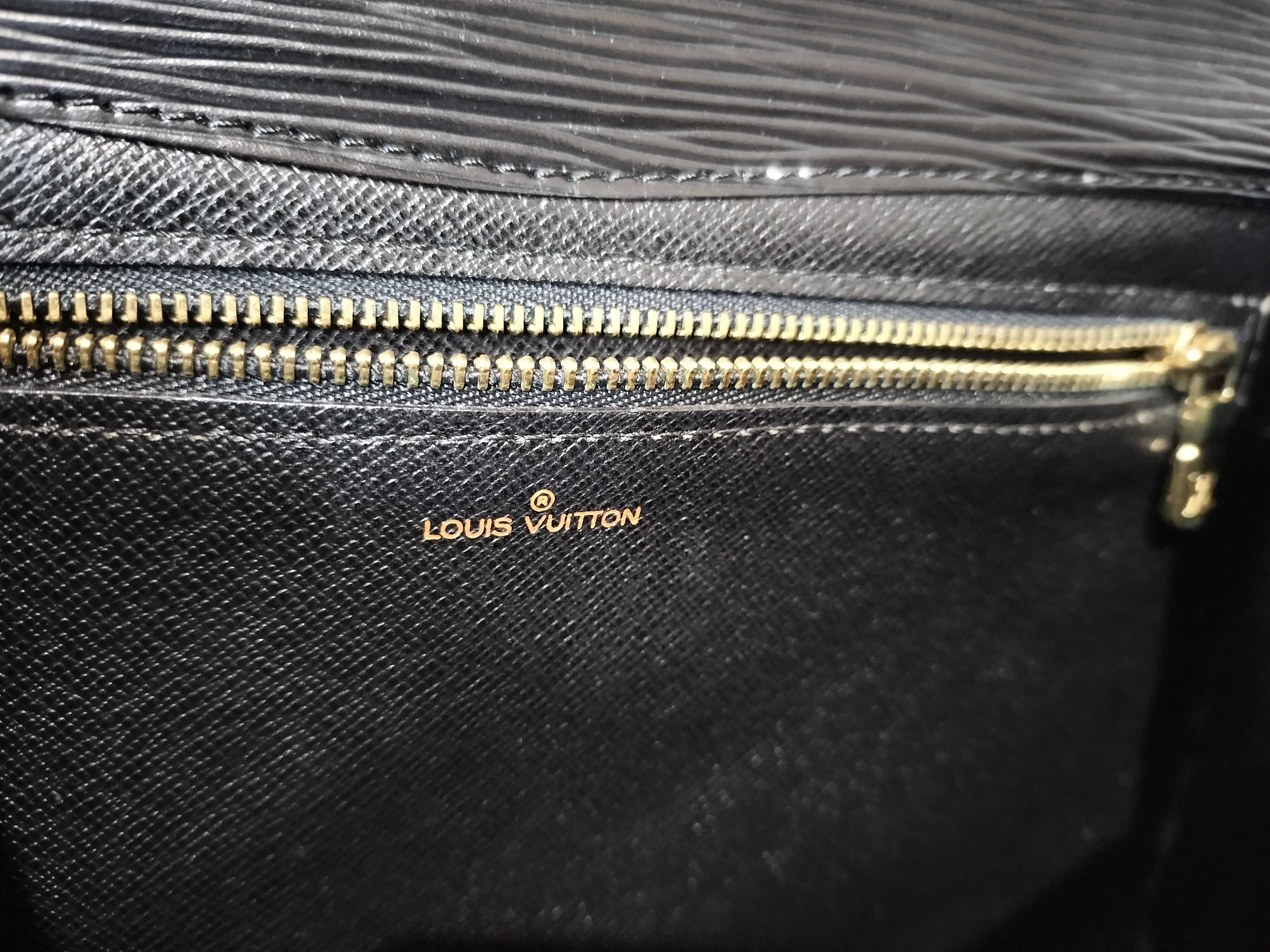 Epi Leather Second Bag — view 9