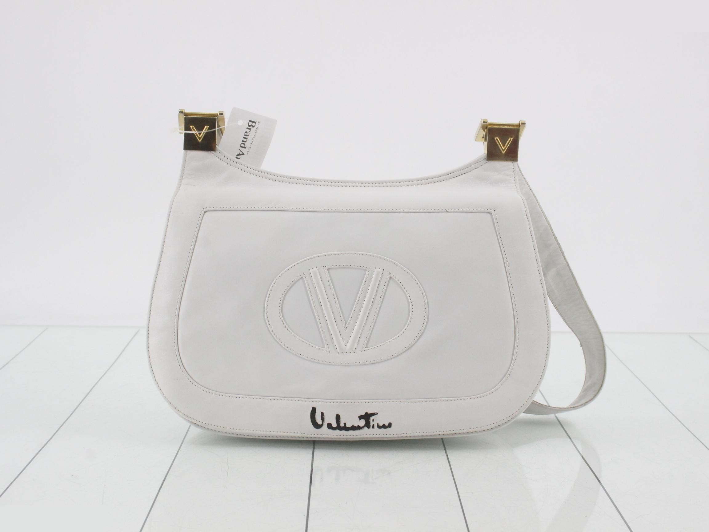 Logo Leather