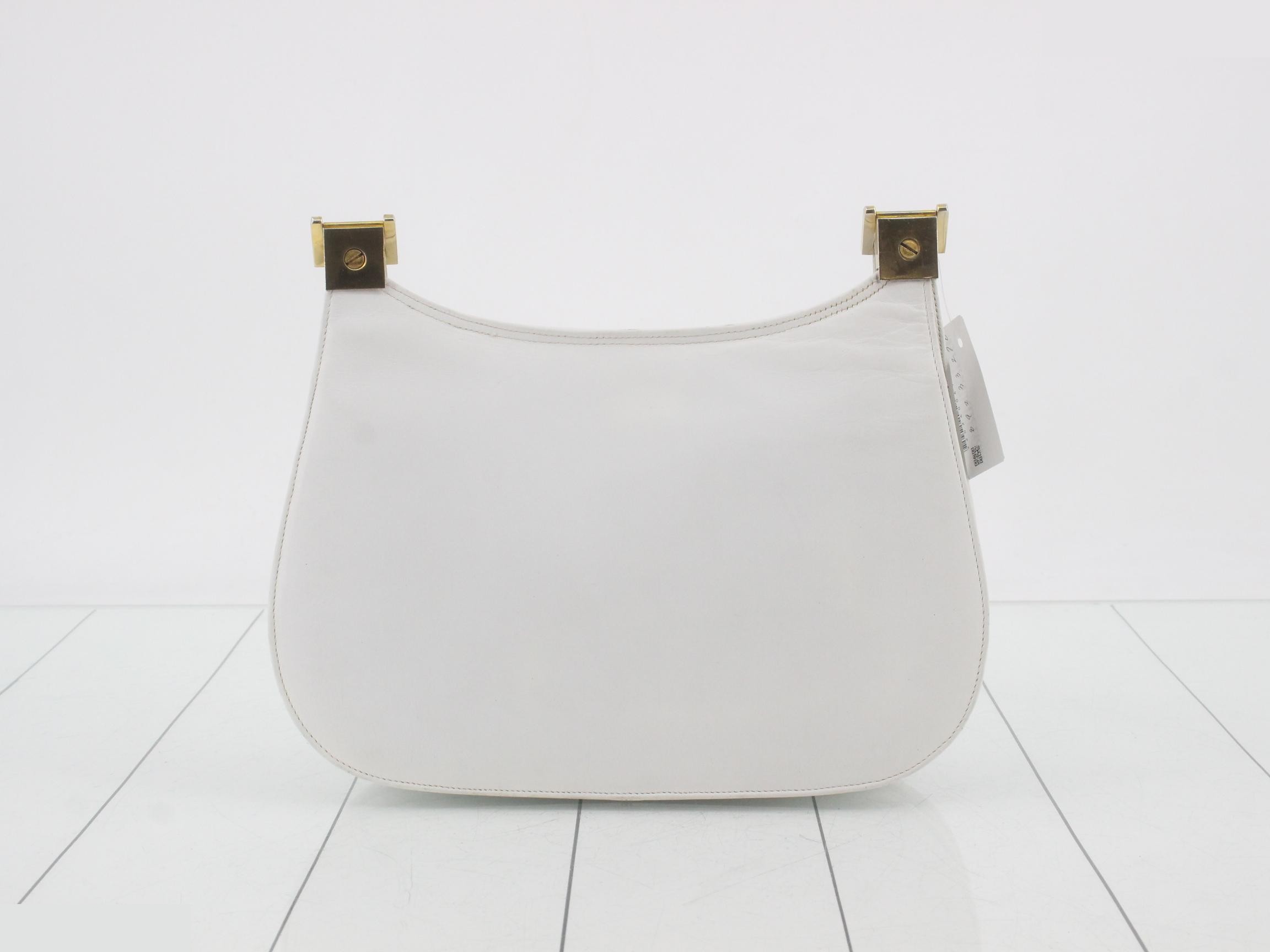 Logo Leather — view 2