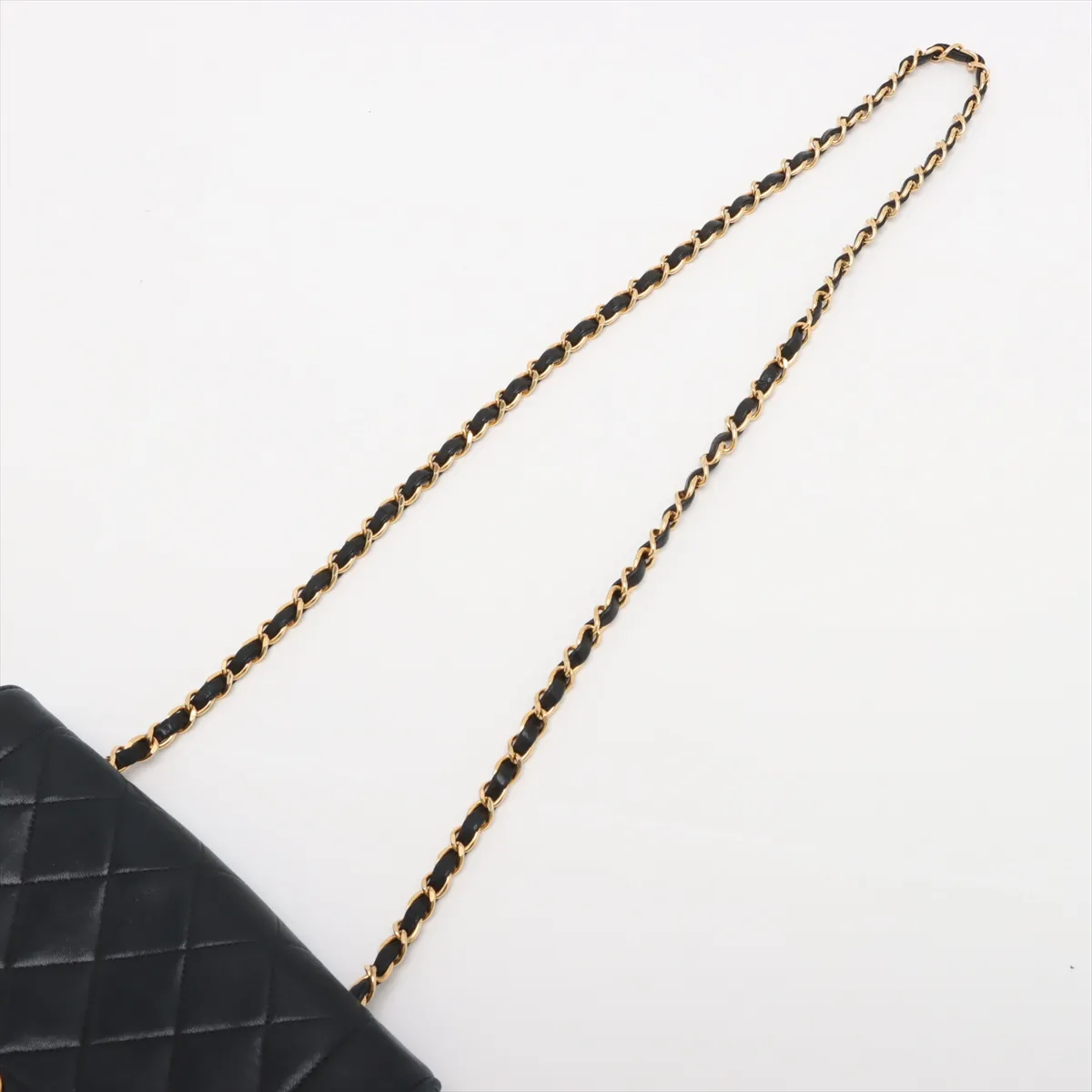 Matelasse Lambskin Single Flap Single Chain Bag Diana Flap Black Gold Hardware 2397440 2nd Edition — view 5