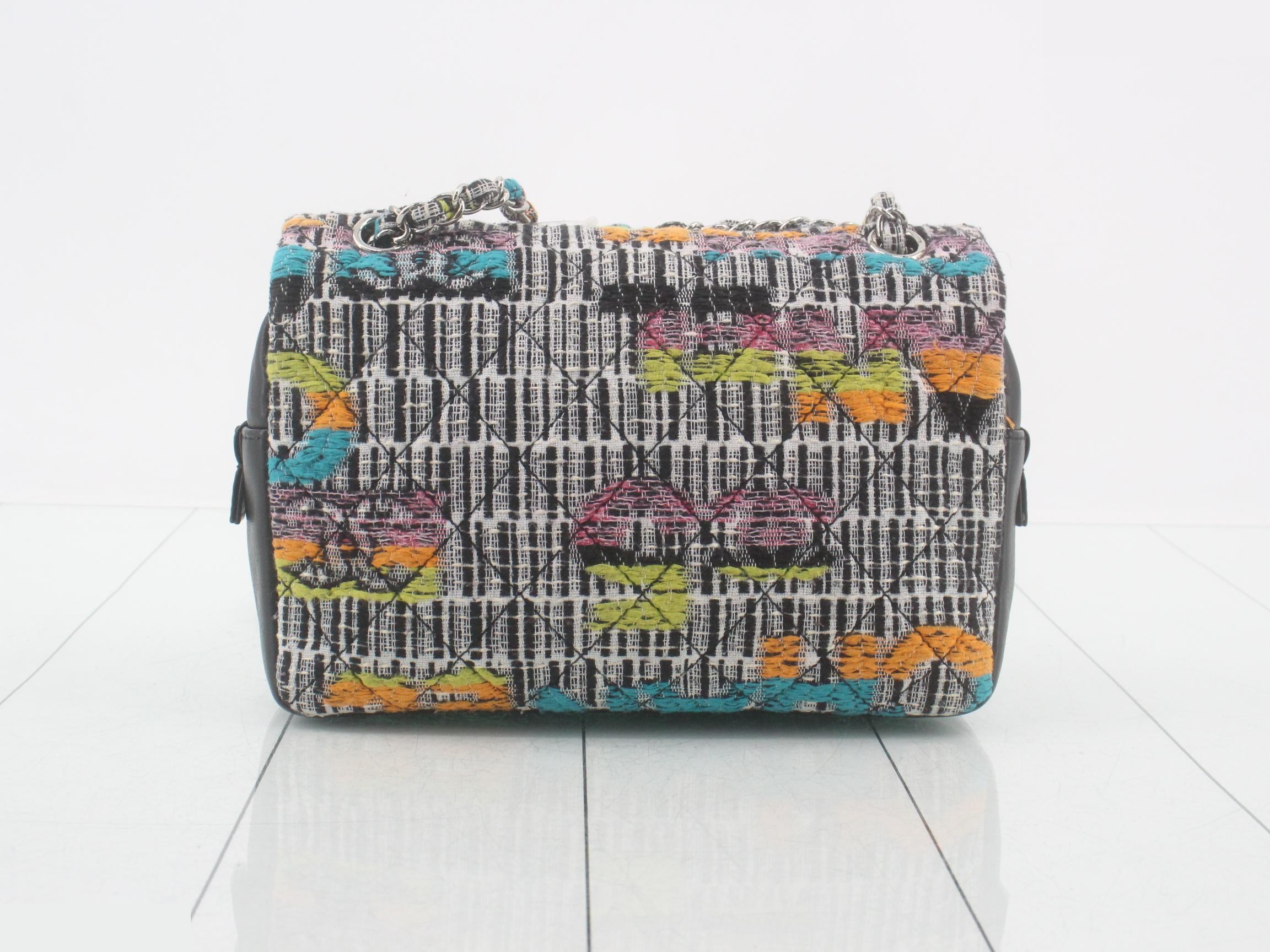 Matelassé (bag) - Shoulder bag — view 2