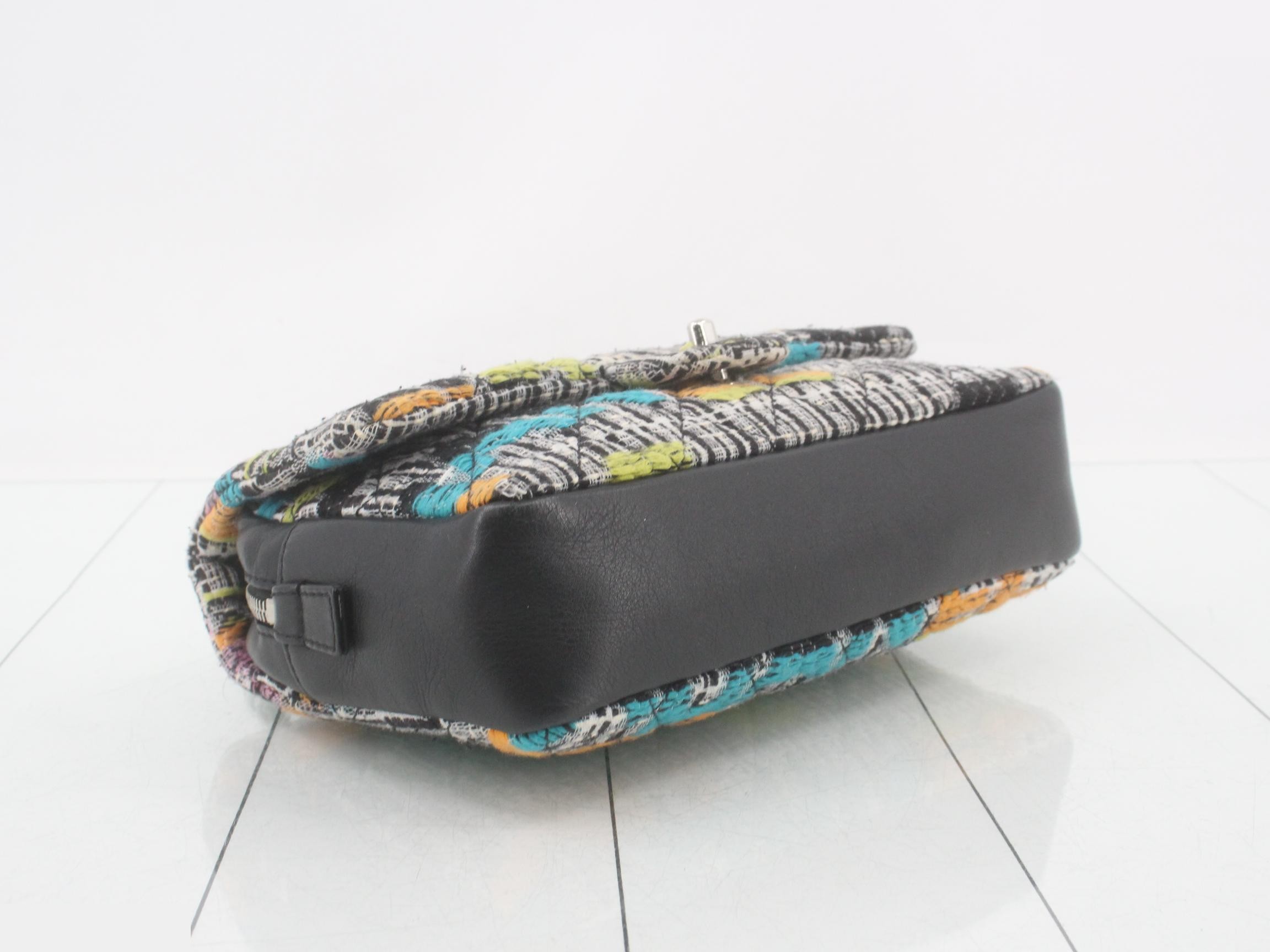 Matelassé (bag) - Shoulder bag — view 5