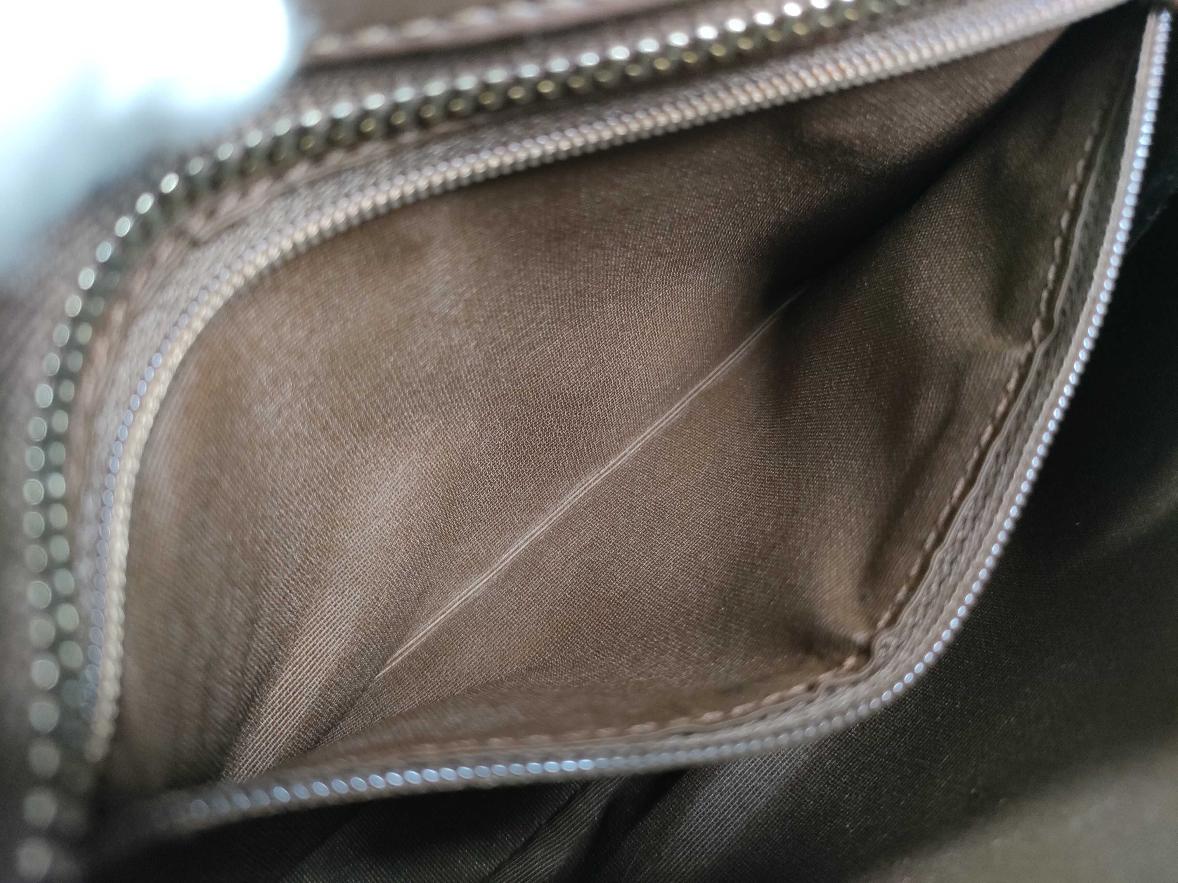 GG Canvas Gucci 001・4285 Pouch One Shoulder Bag — view 11