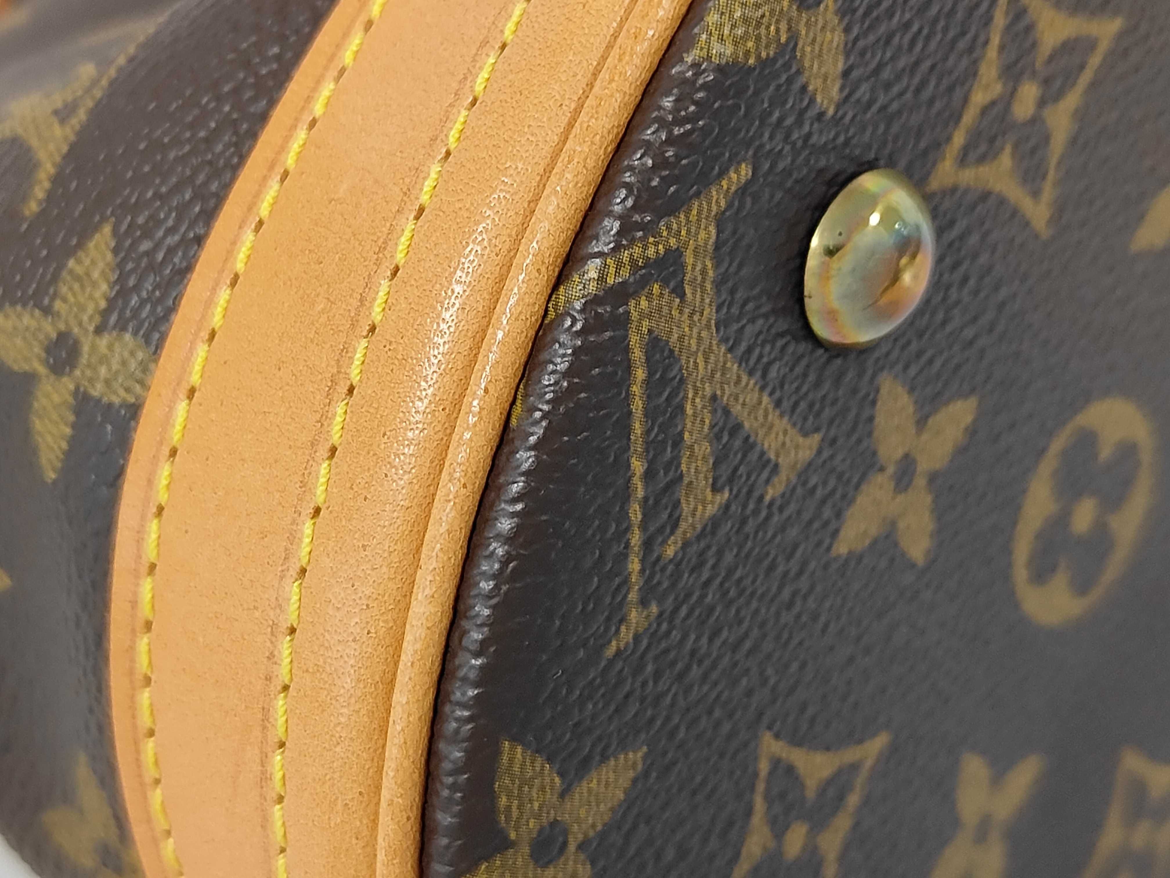 Monogram LV Monogram Bucket PM Handbag M42238 Tote Bag — view 3