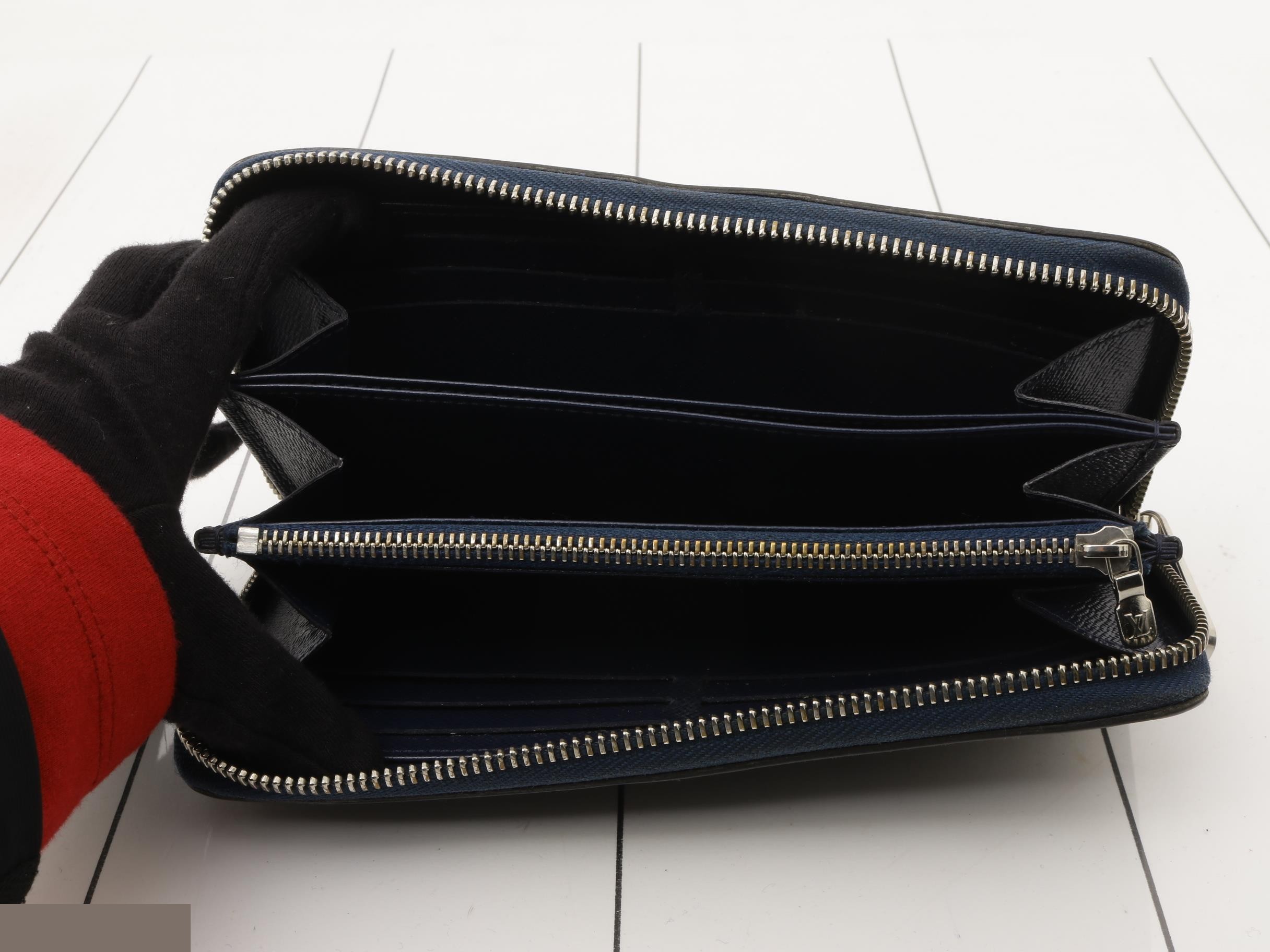 Zippy Wallet — view 4