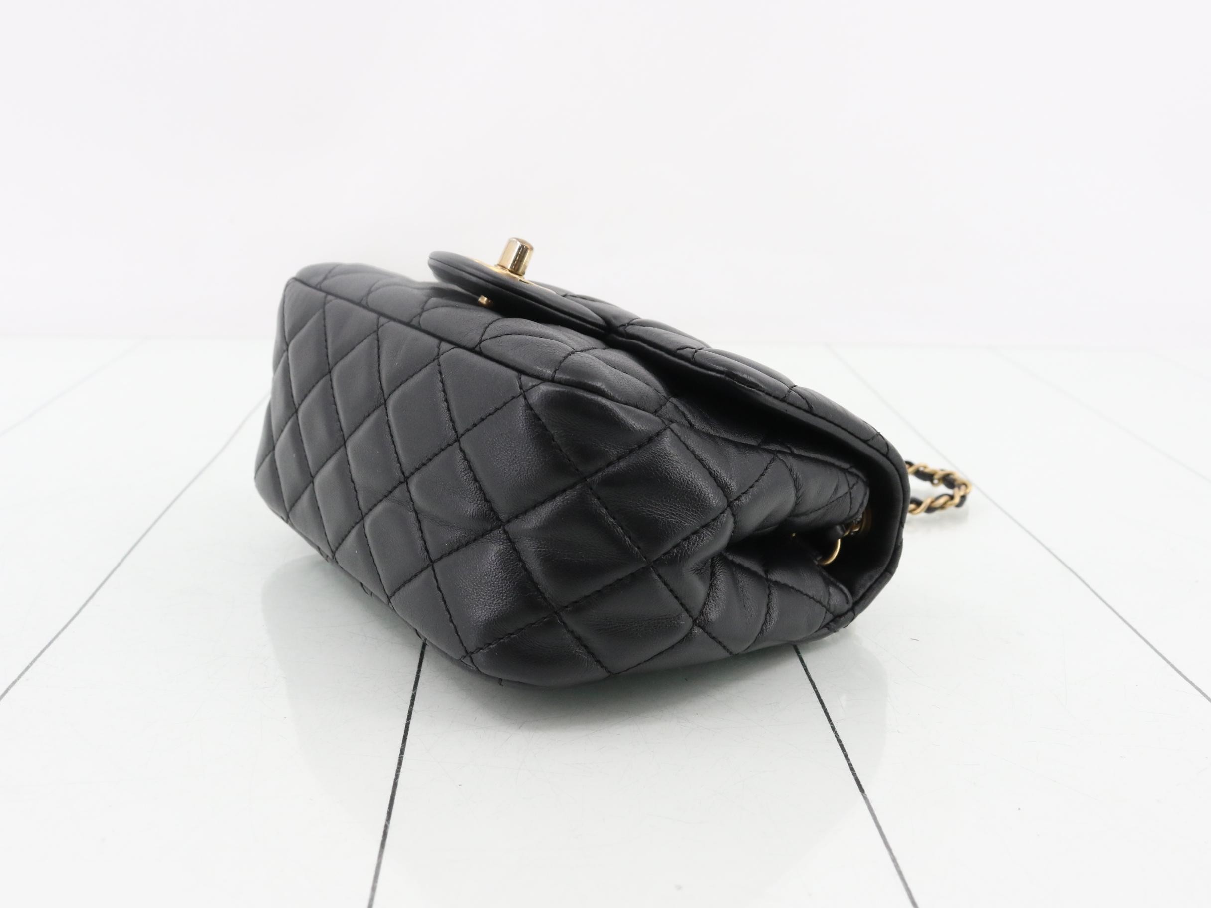 Matelassé Leather Turnlock Chain Shoulder Bag — view 6