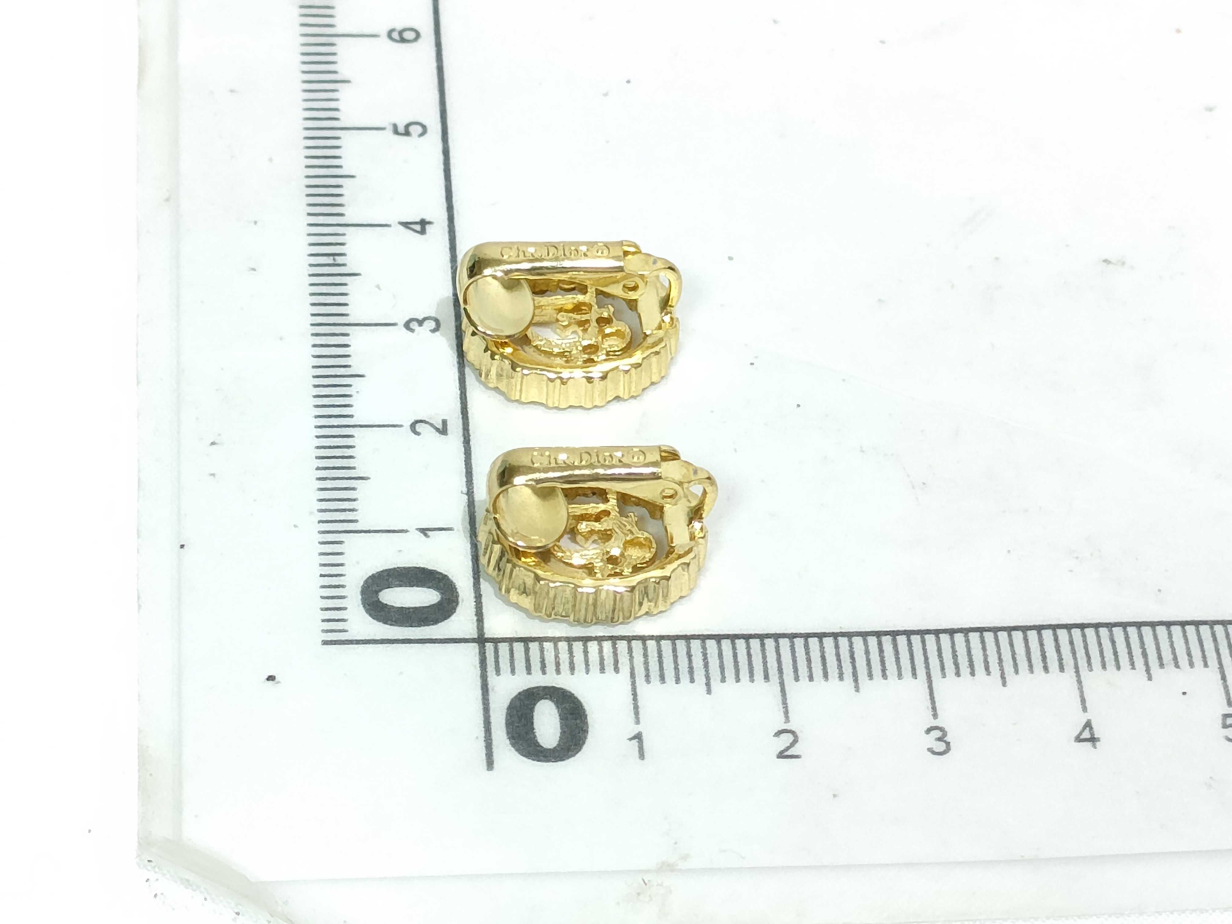 earrings — view 6