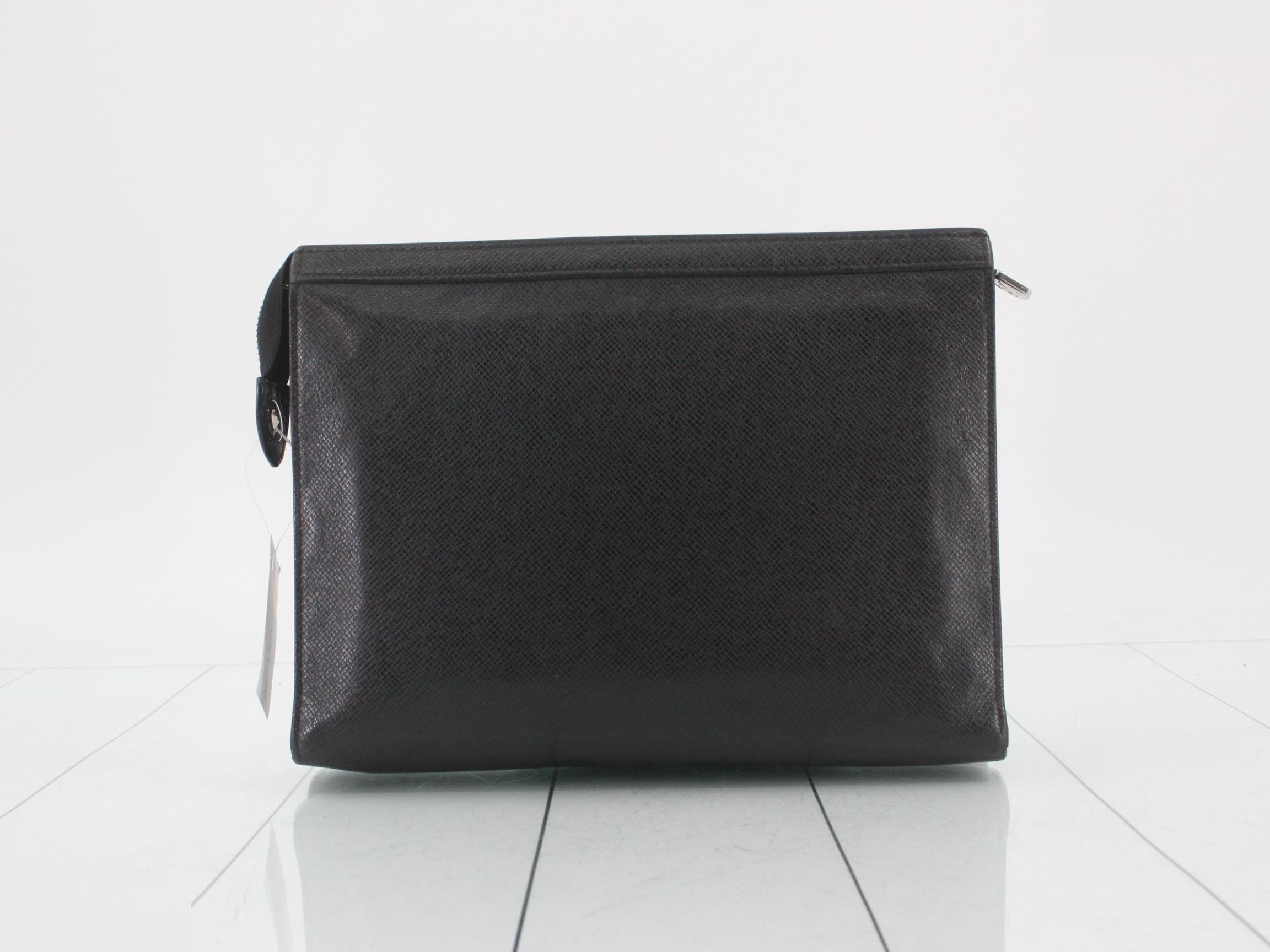 LV Pochette Voyage Taiga Ardoise — view 2