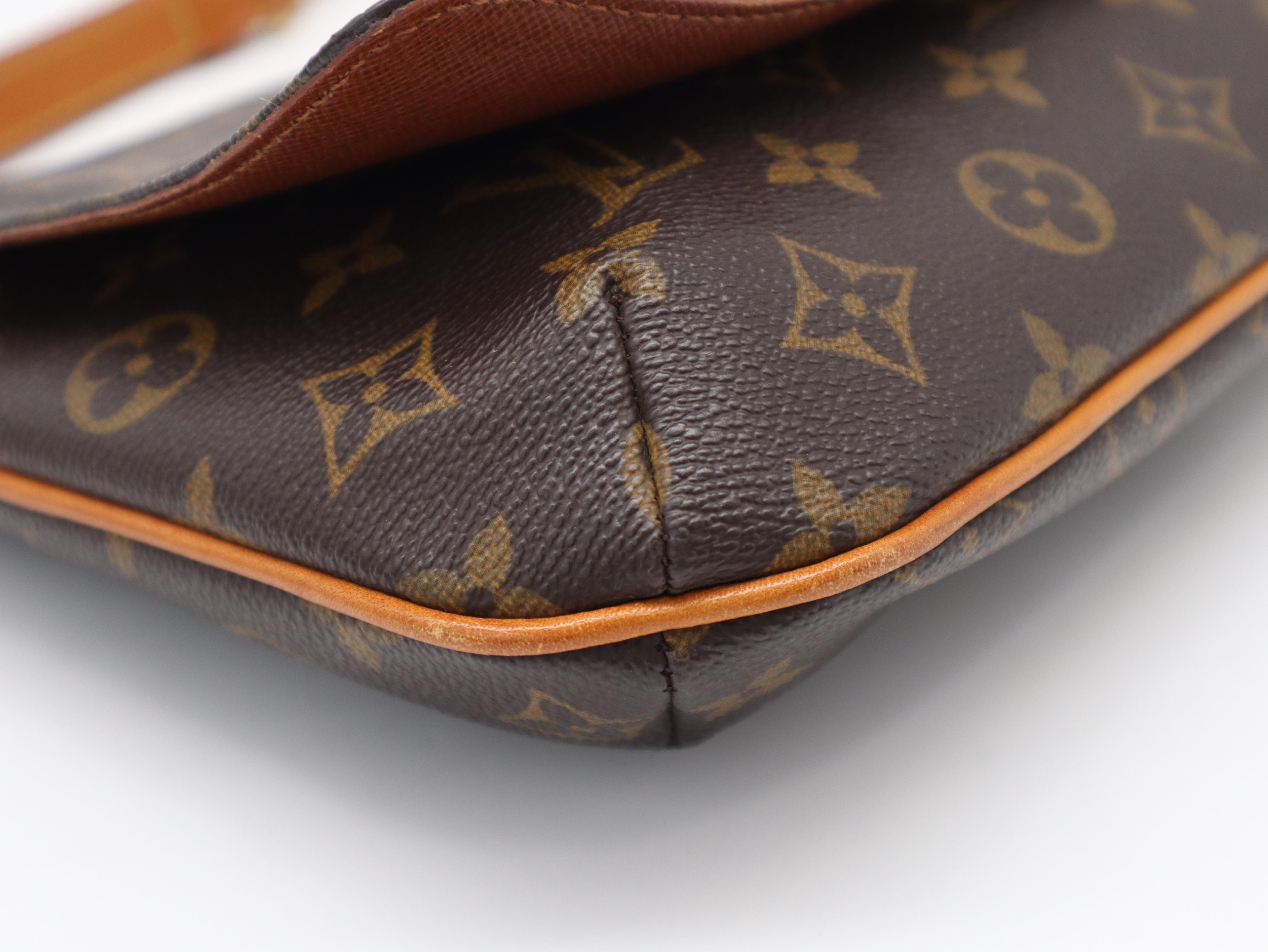 M51257 Monogram Musette Tango Short Shoulder Bag — view 9