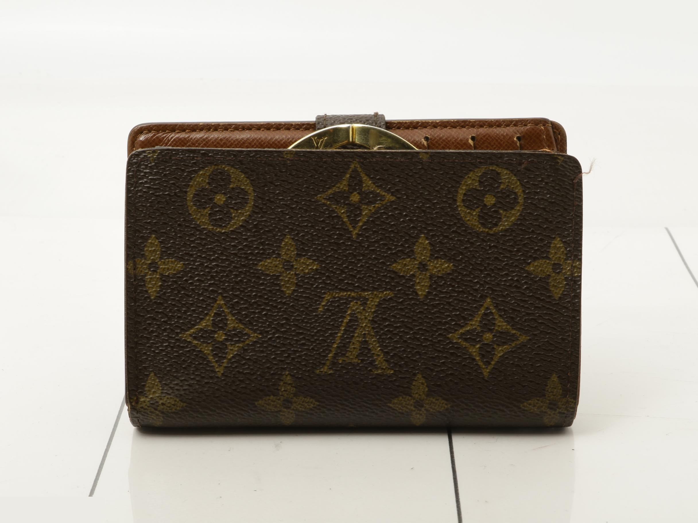 Monogram Portemonnaie Viennois Bi-fold Wallet — view 2