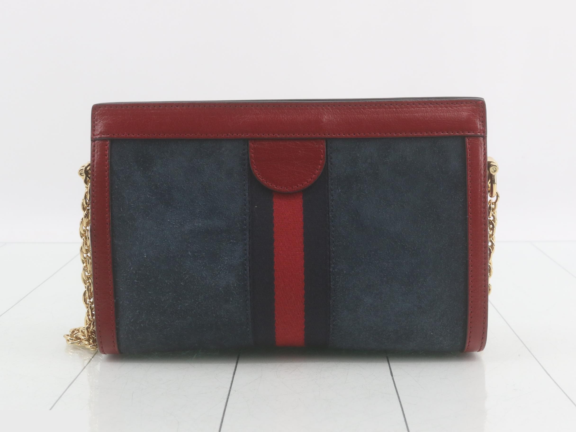 Shoulder bag, calfskin, red — view 2