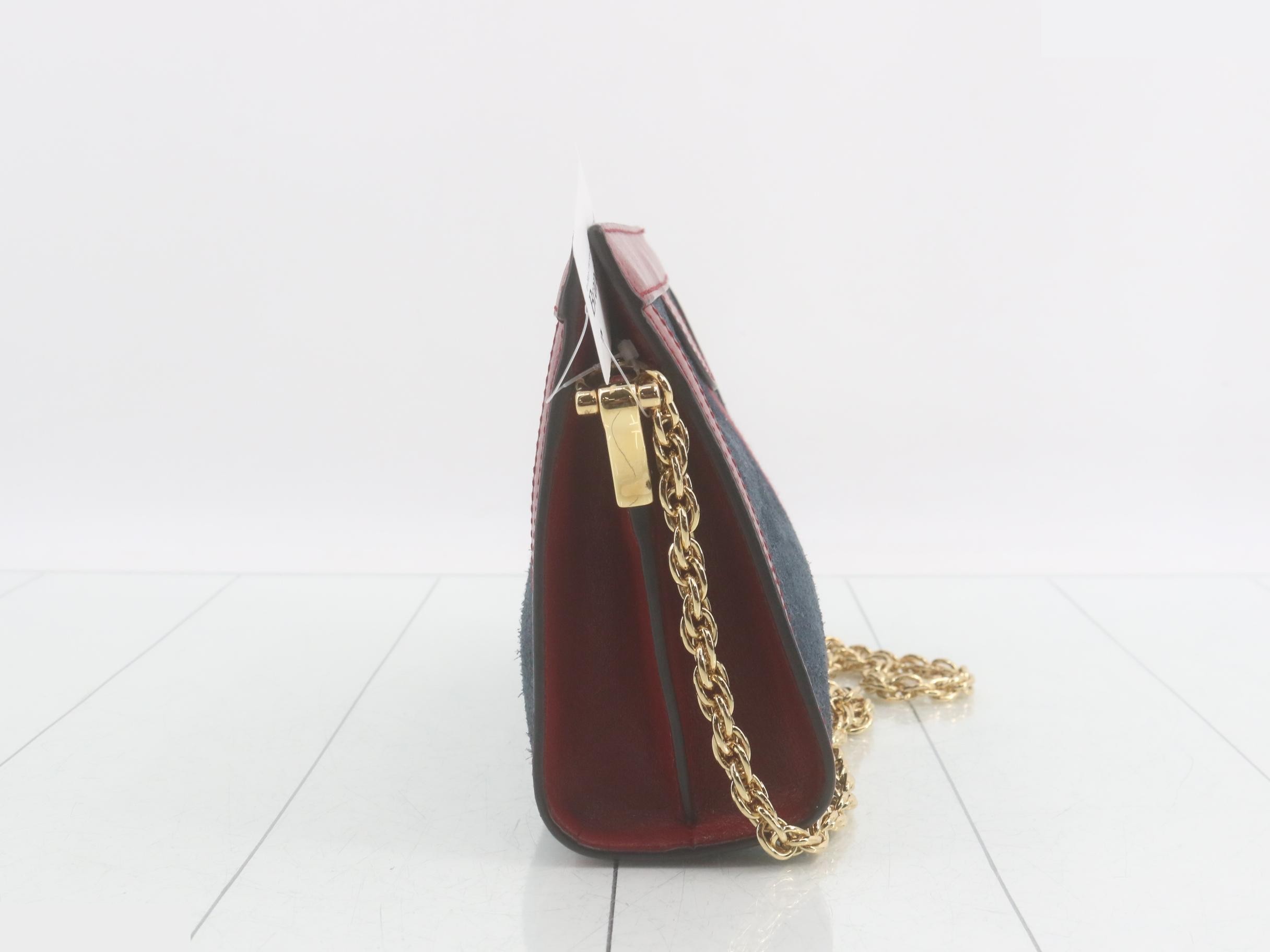 Shoulder bag, calfskin, red — view 3