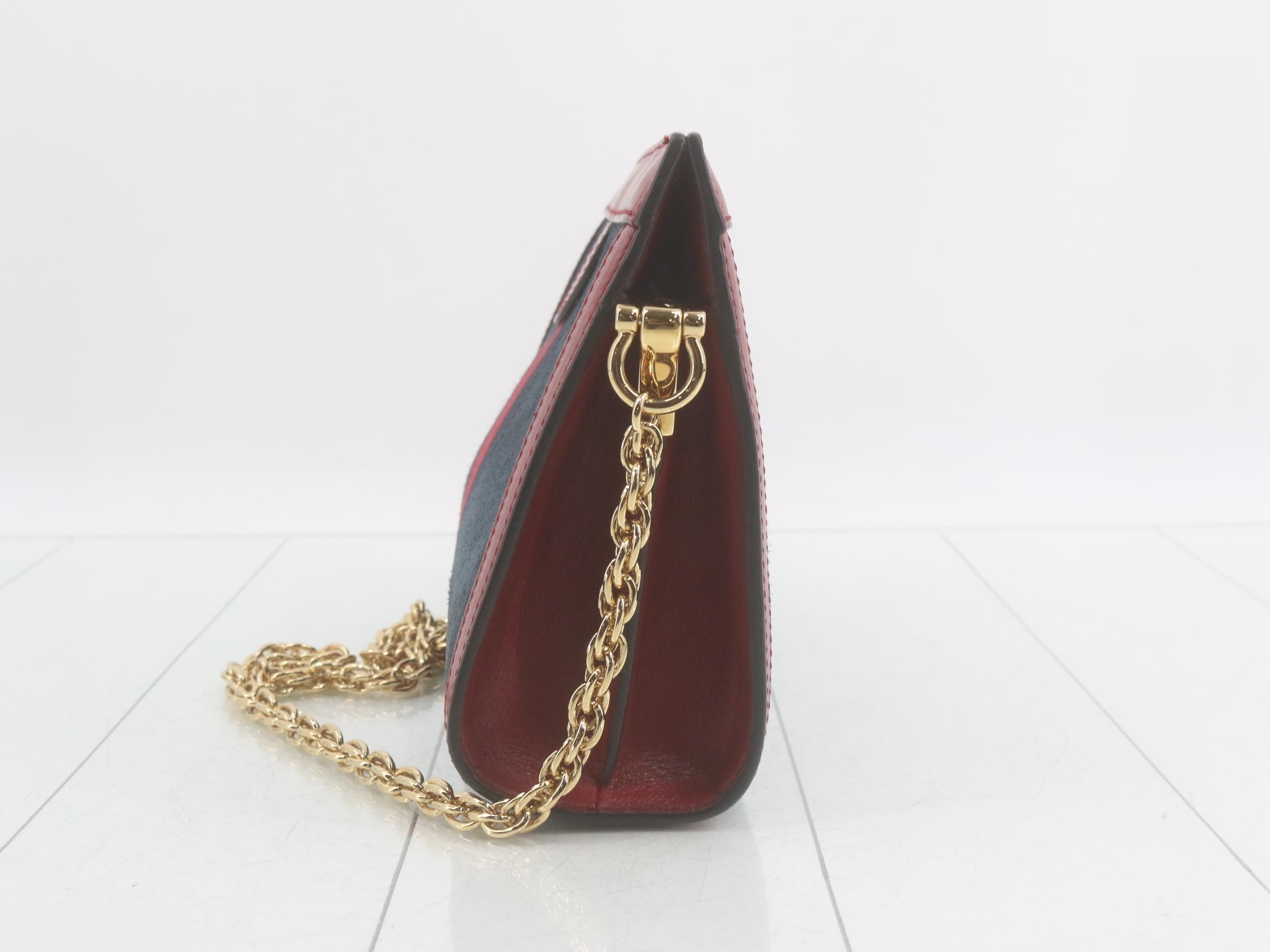 Shoulder bag, calfskin, red — view 4