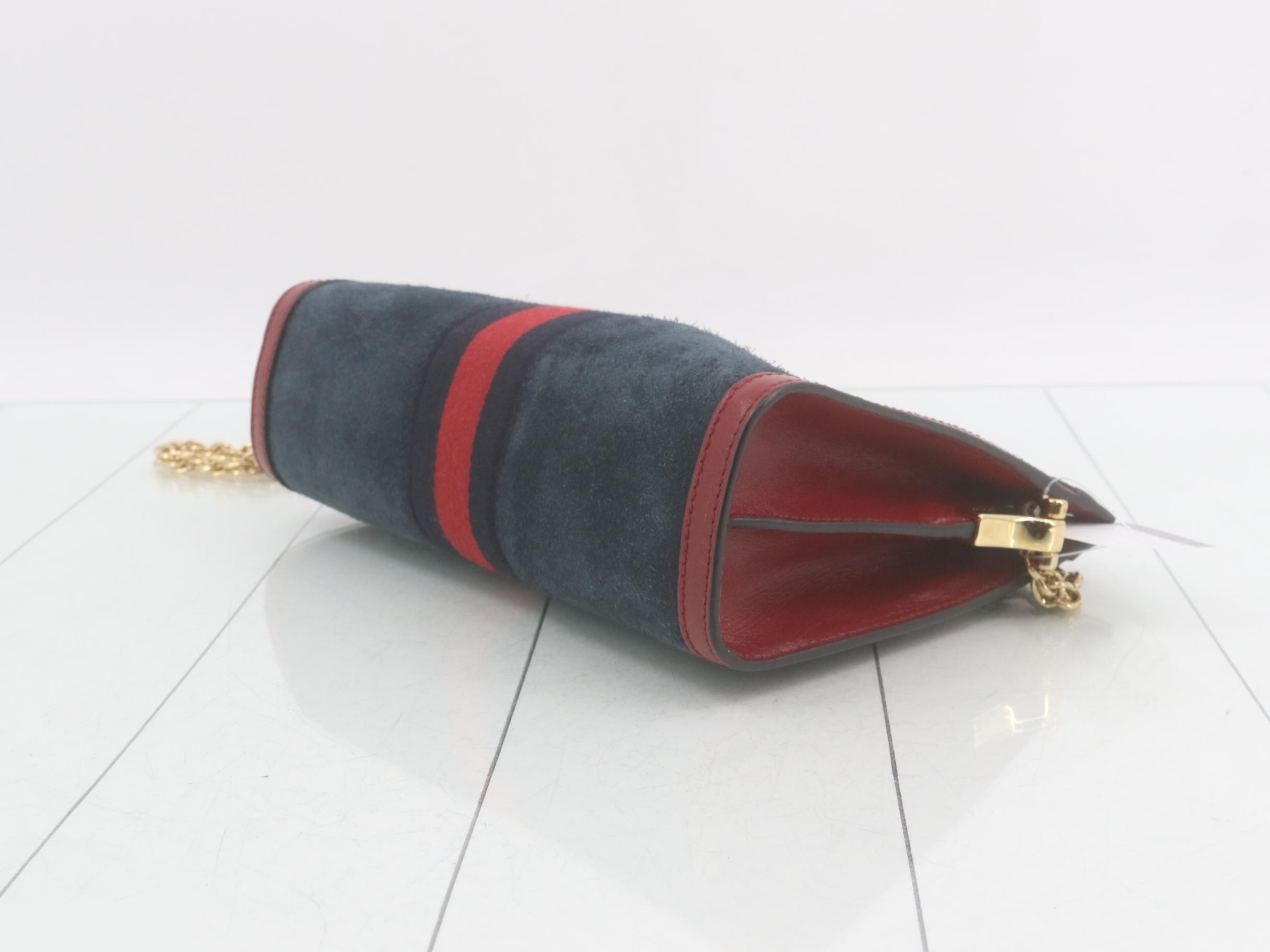 Shoulder bag, calfskin, red — view 6
