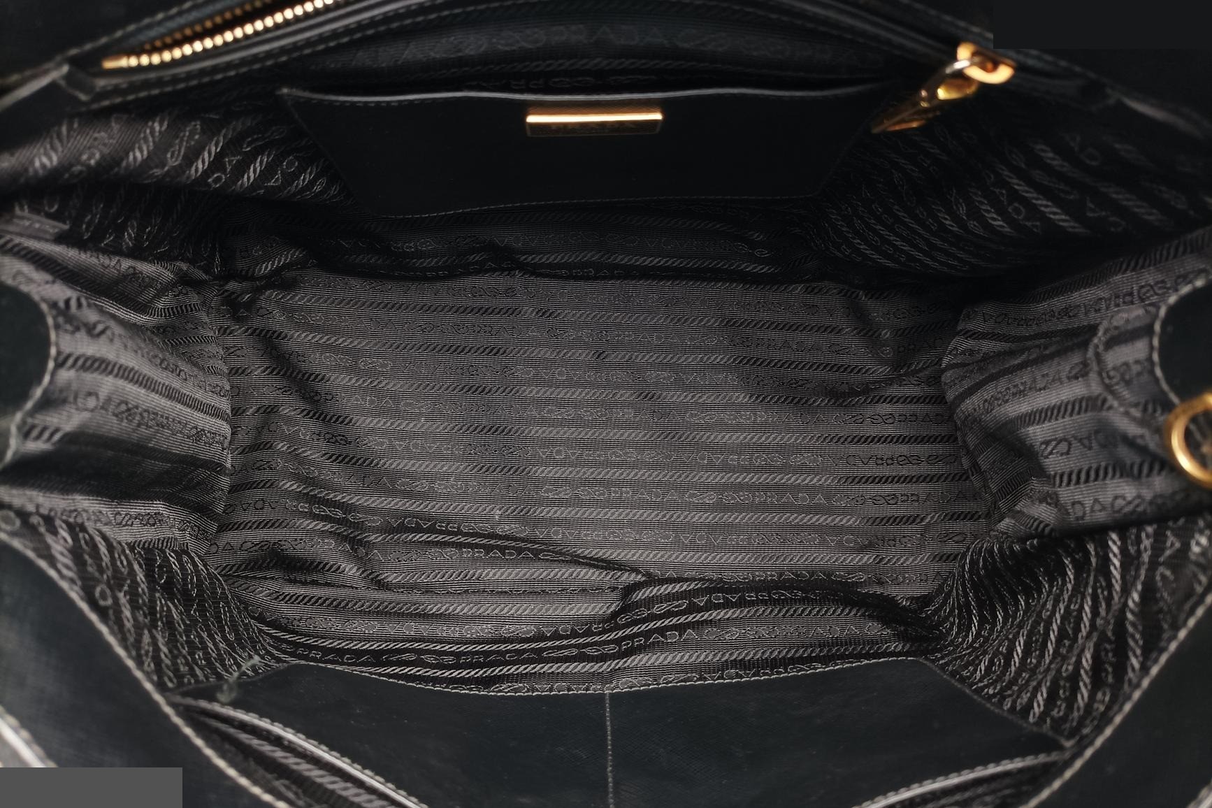 Galleria Saffiano Leather Black — view 6