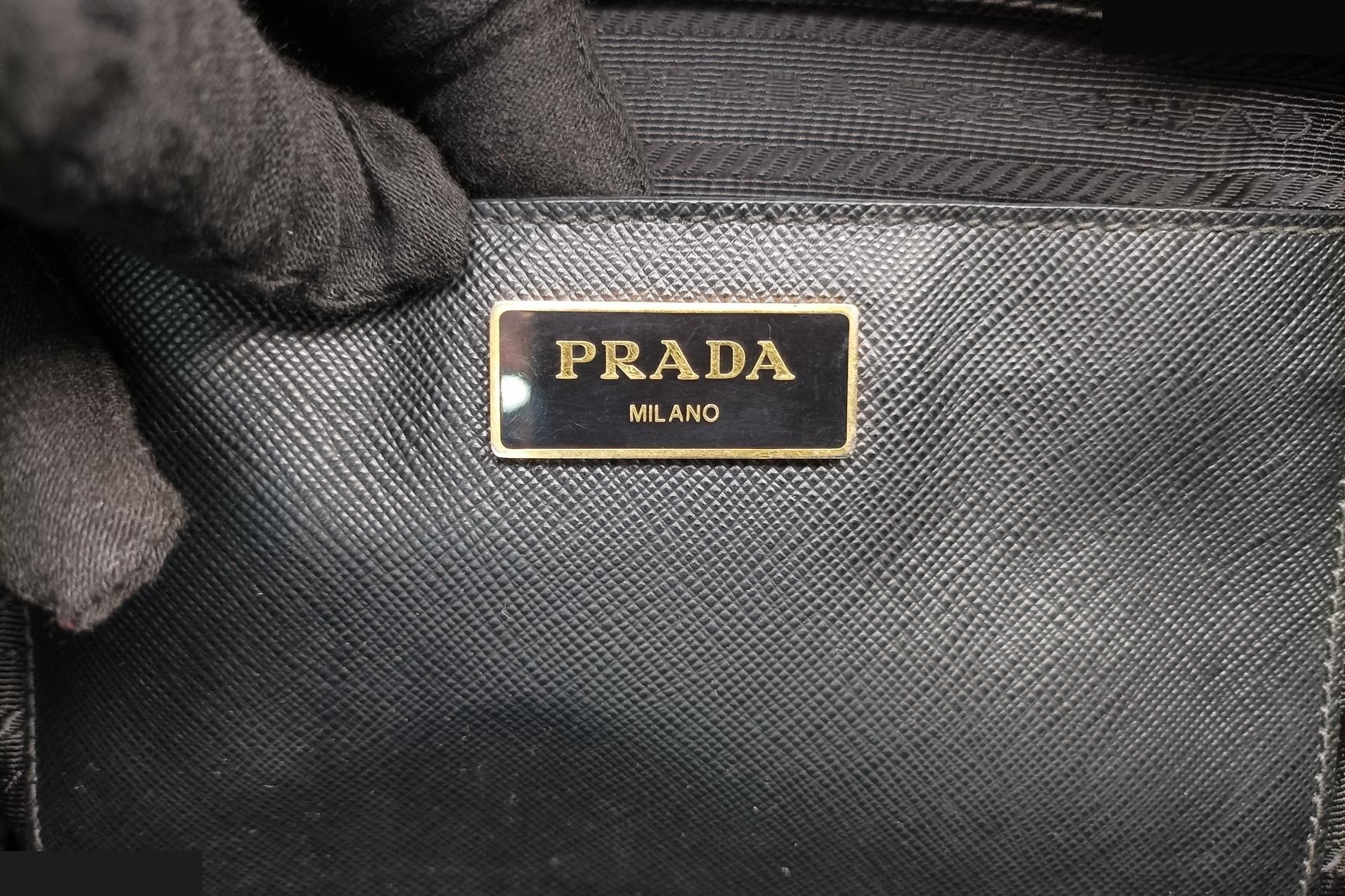 Galleria Saffiano Leather Black — view 7