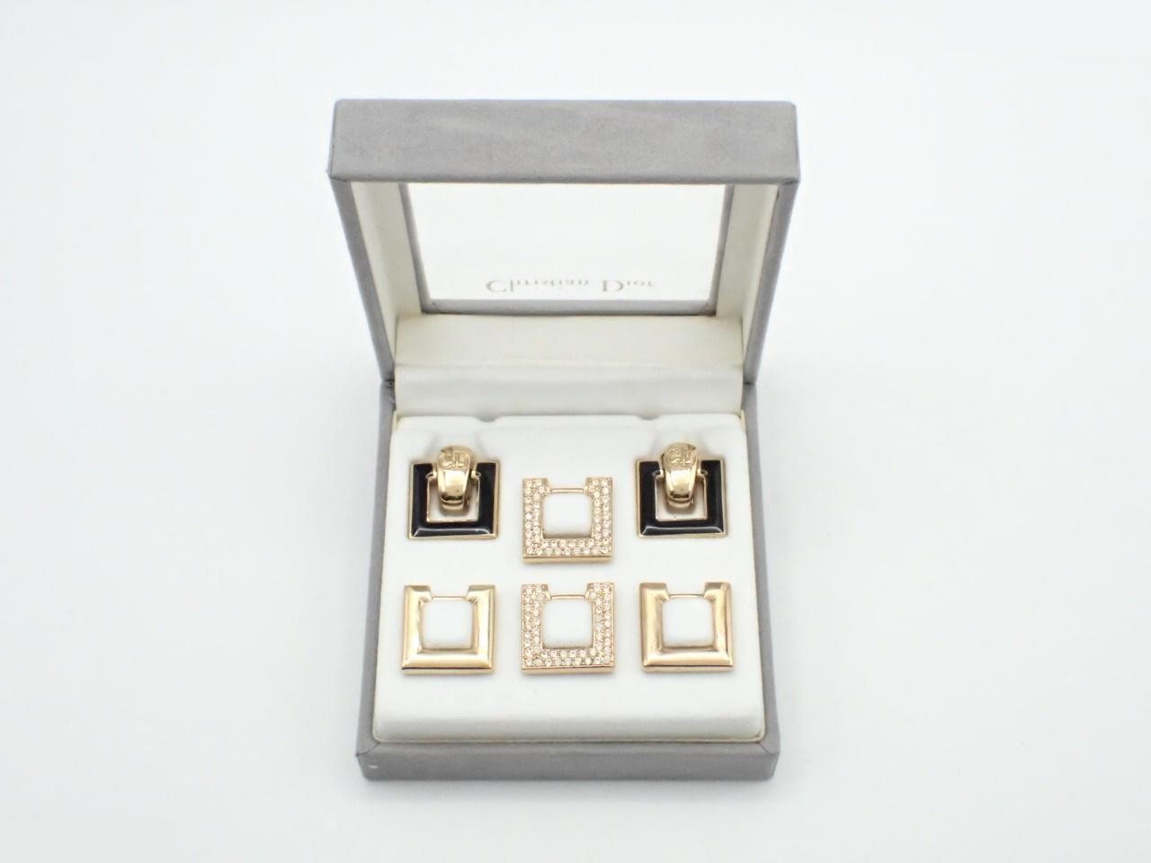 earrings — view 4