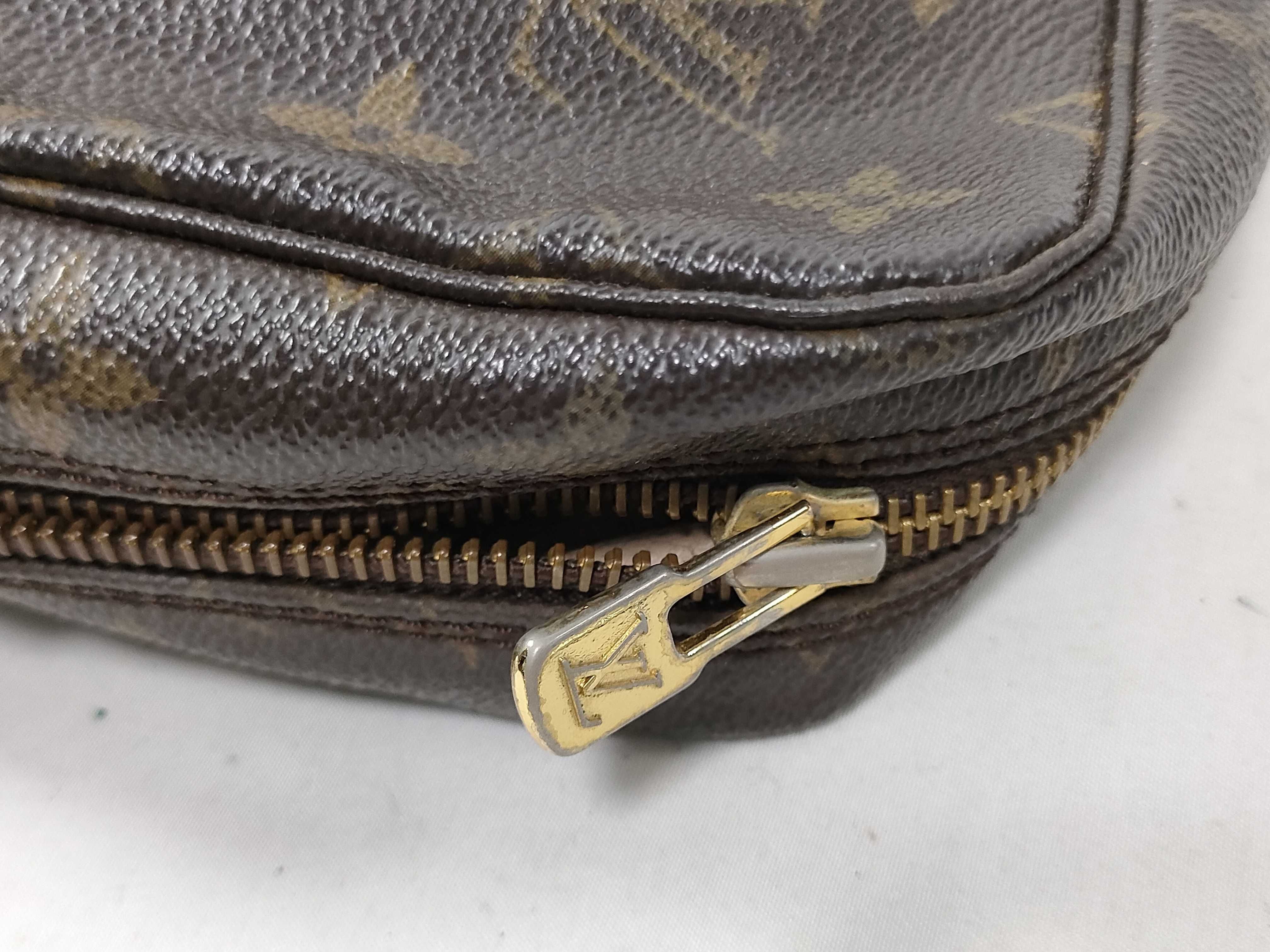 Monogram Louis Vuitton Pouch — view 5