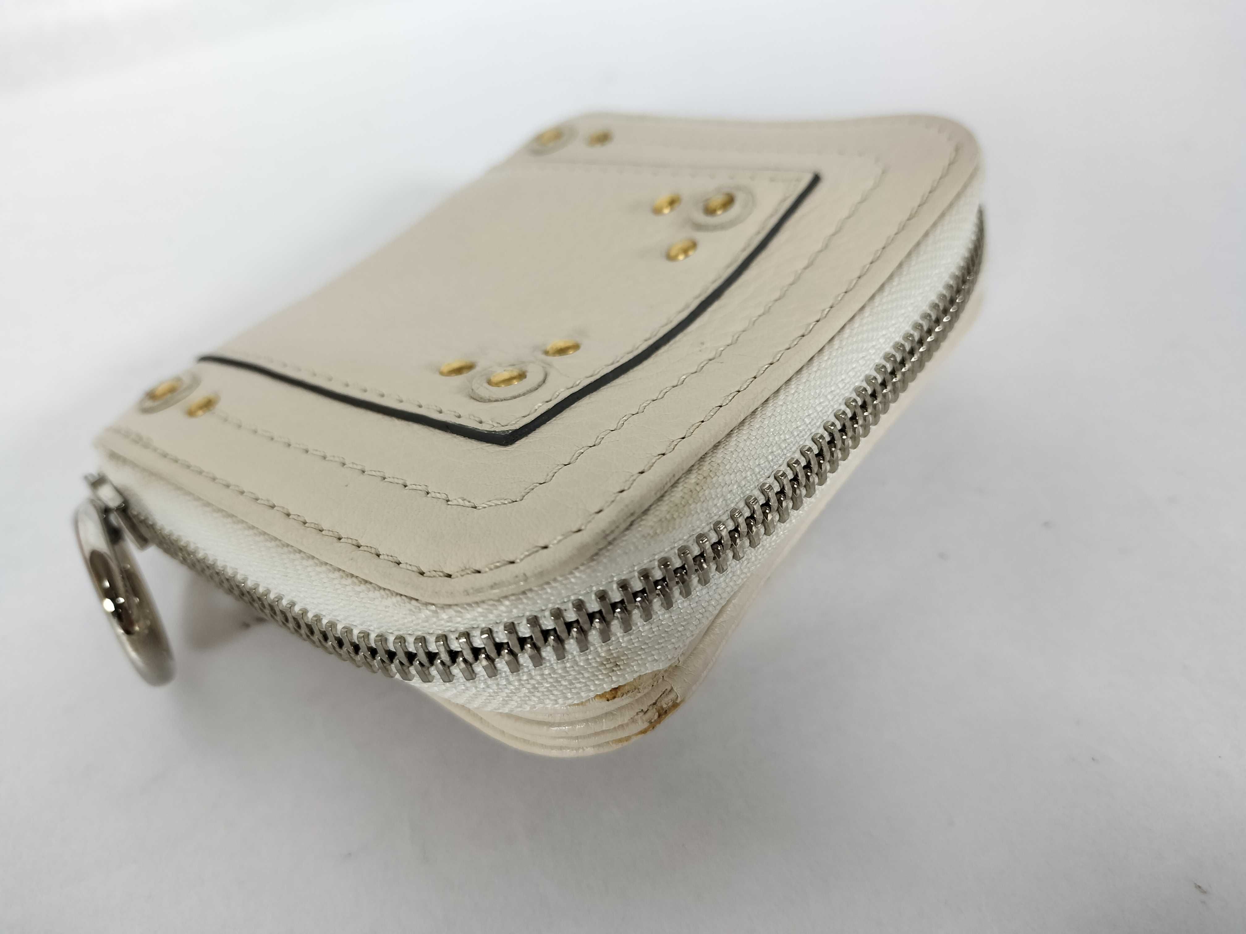 leather folding wallet with padlock, Paddington design. — view 3