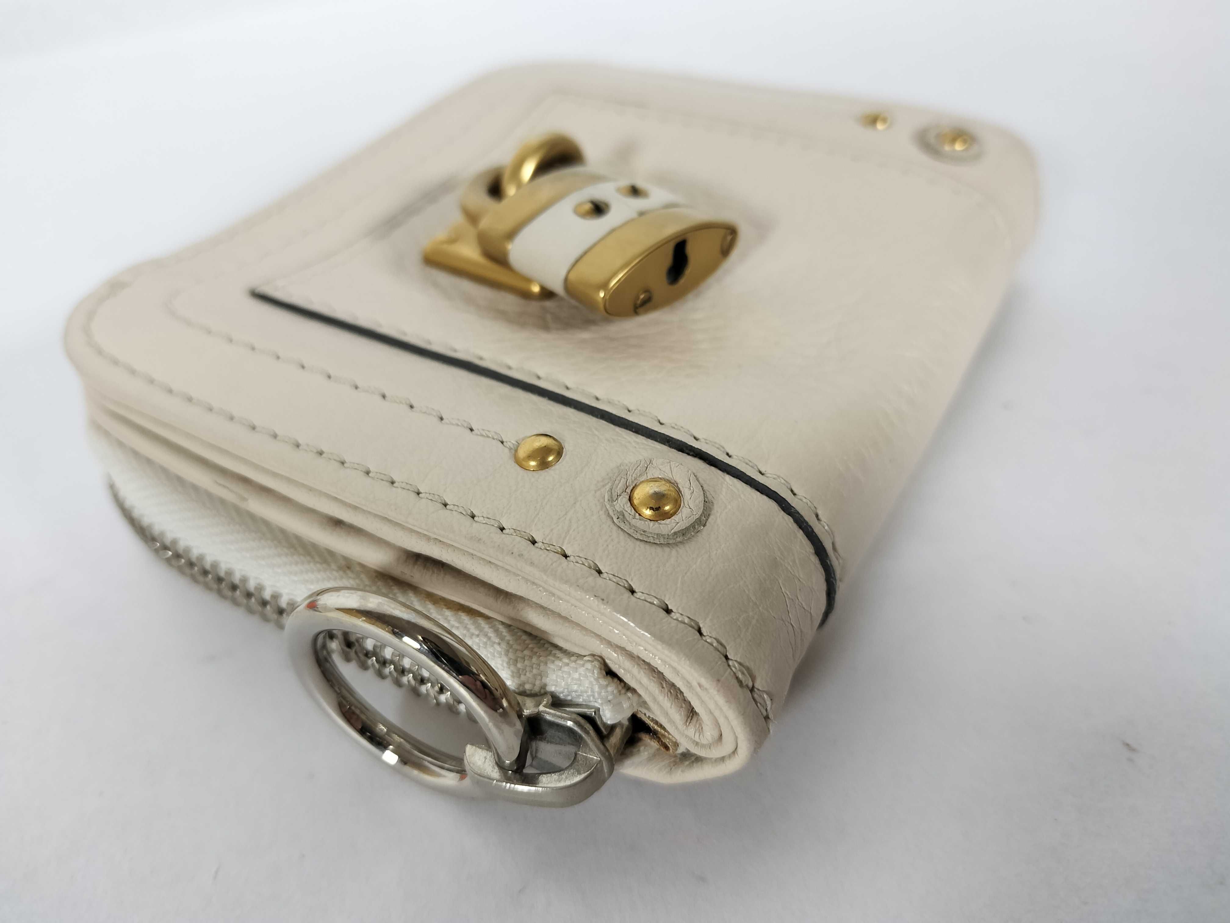 leather folding wallet with padlock, Paddington design. — view 4