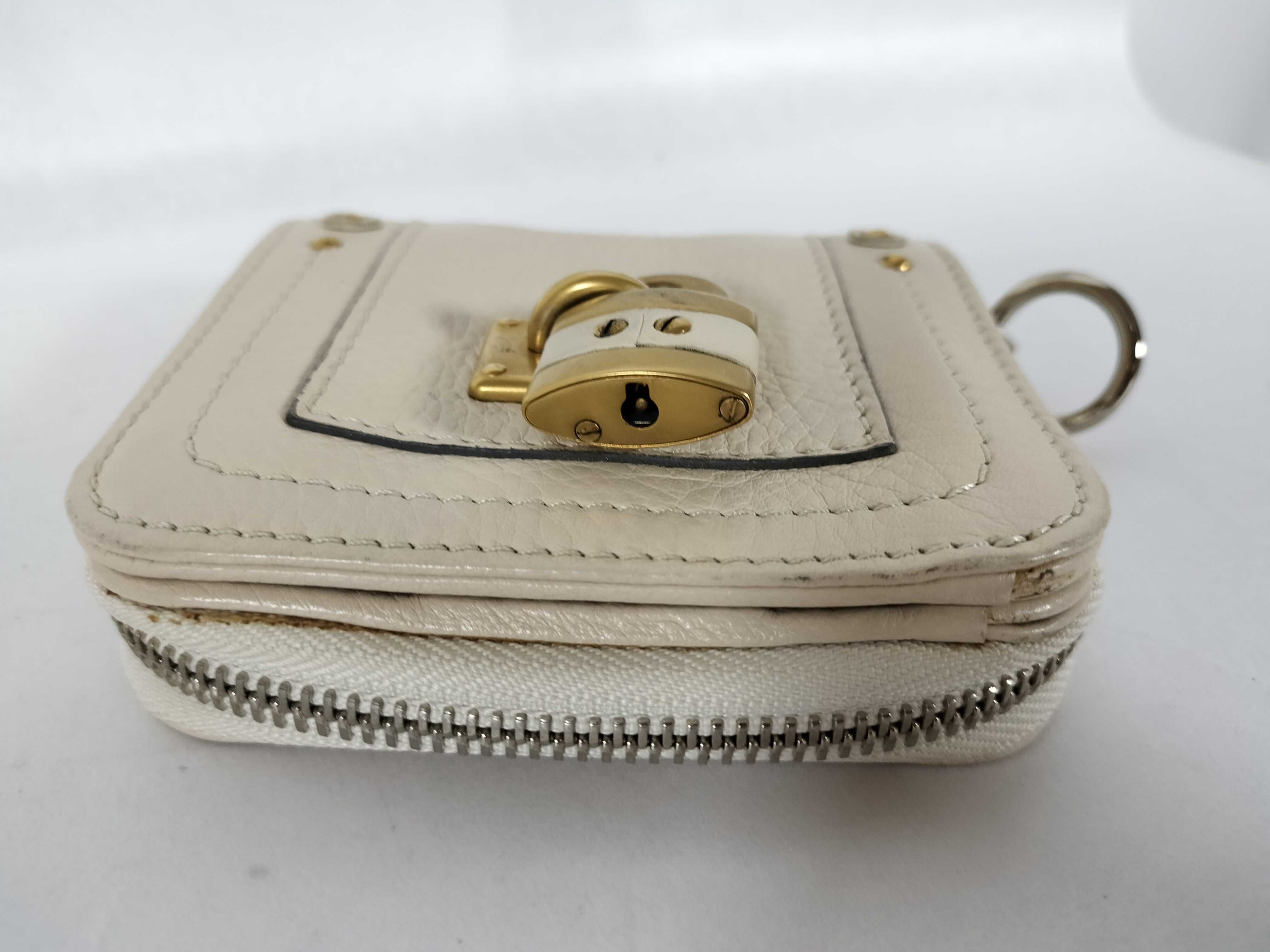leather folding wallet with padlock, Paddington design. — view 8