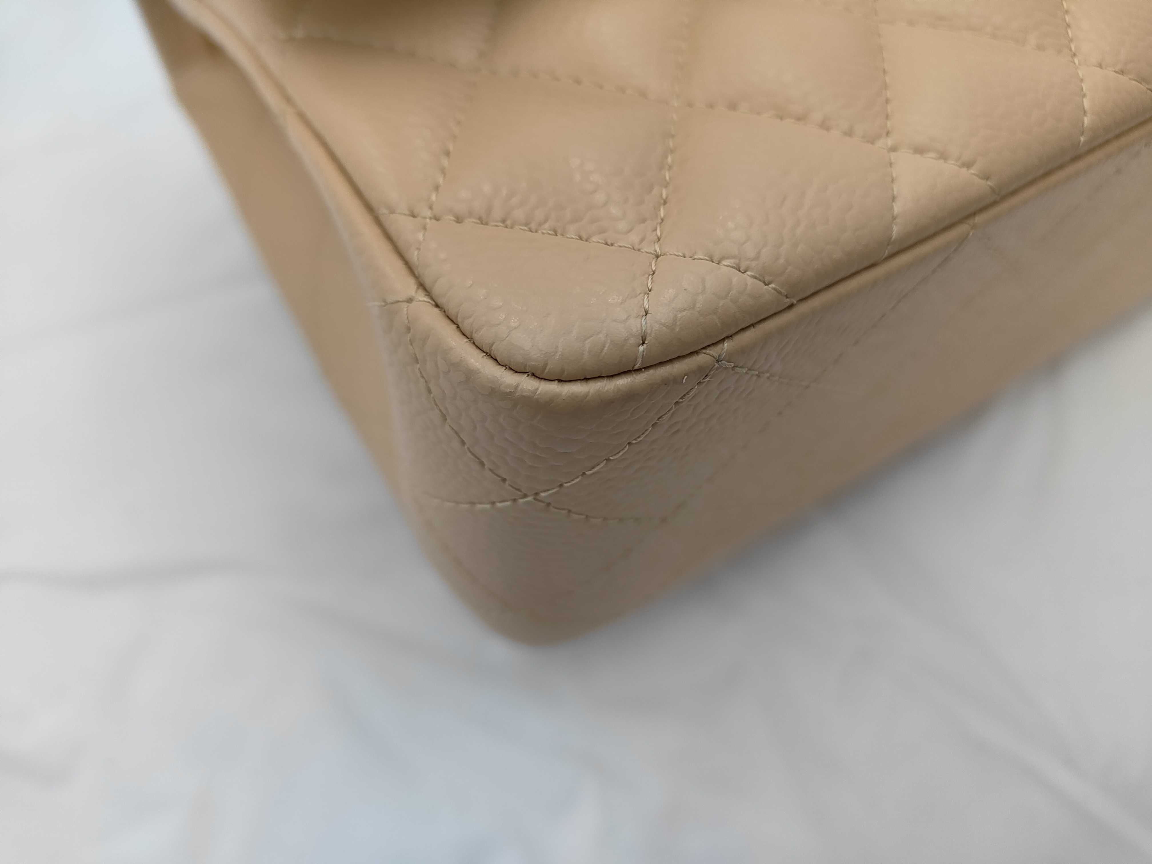 Matelassé 25 Double Flap Caviar Beige Chain Shoulder Bag — view 6