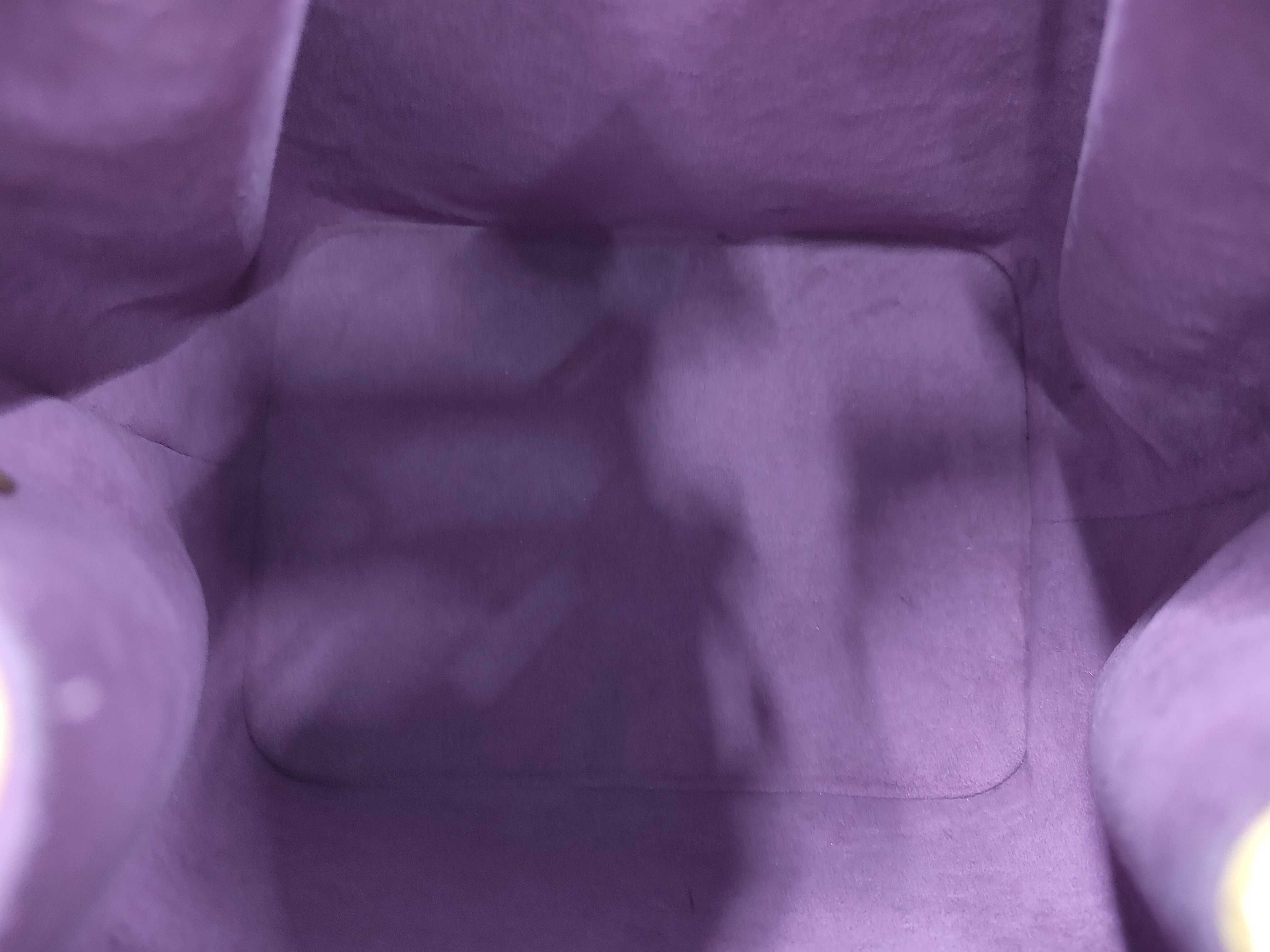 Epi Petit Noé Lilac Shoulder Bag — view 10