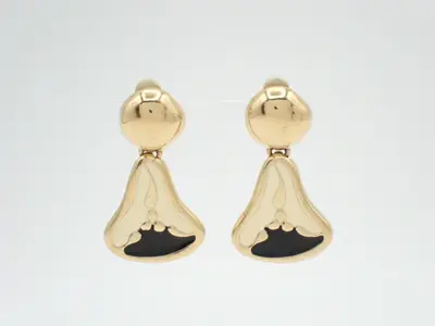 Other lines: Precious metals and earrings