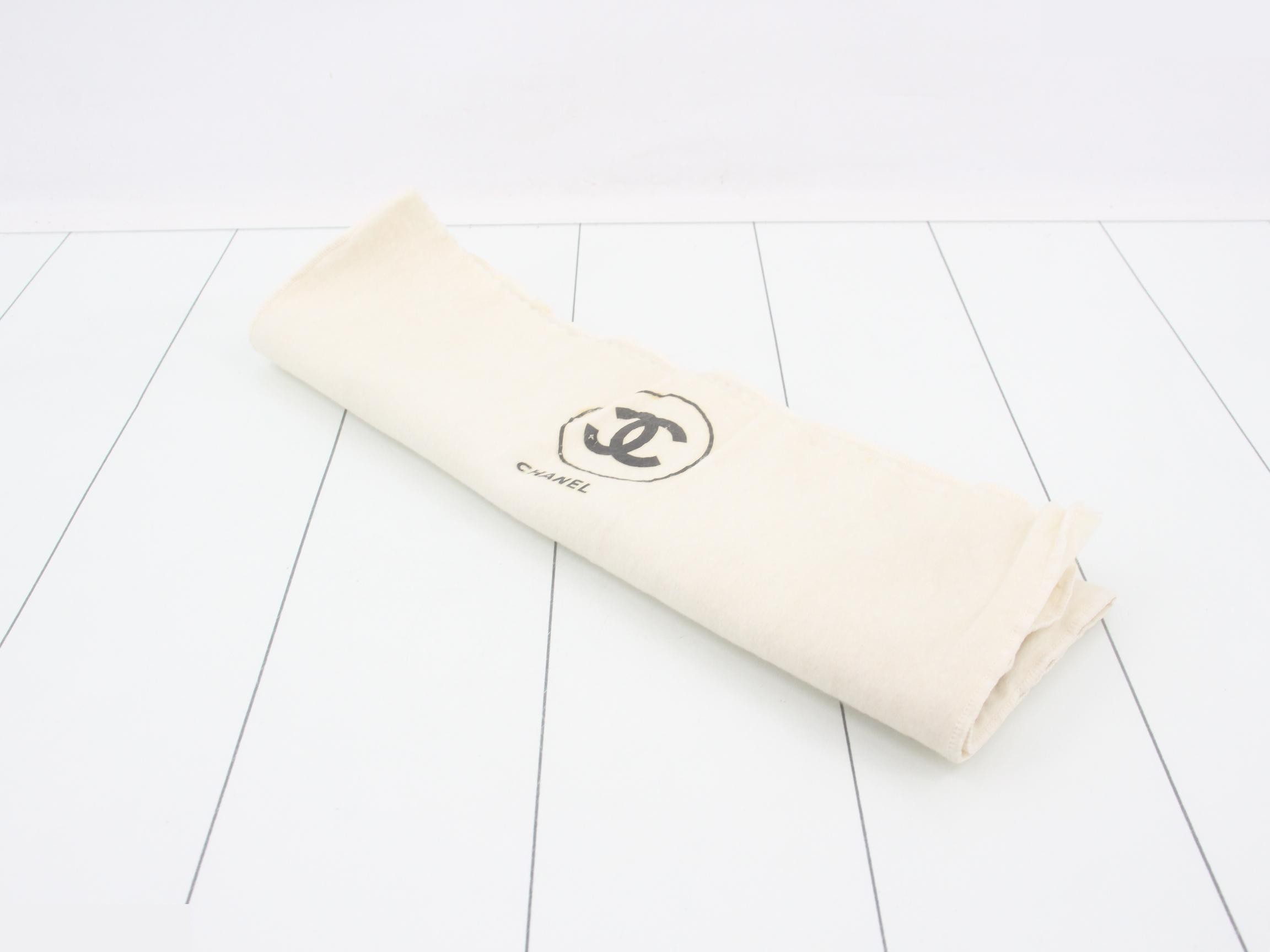 Matelassé (bag) - Shoulder bag — view 7
