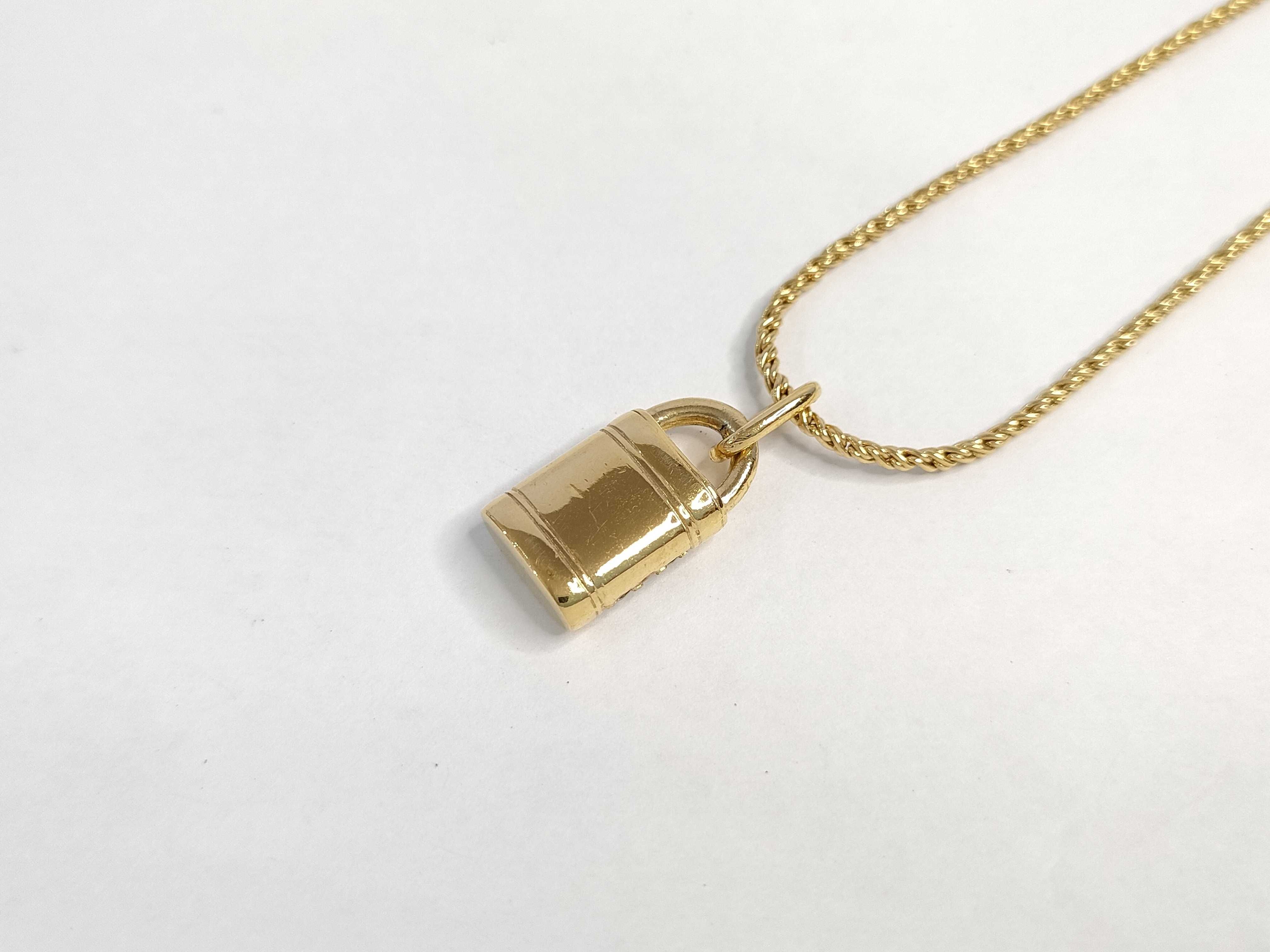 Necklace — view 3