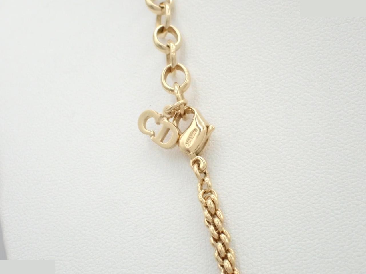 necklace — view 2